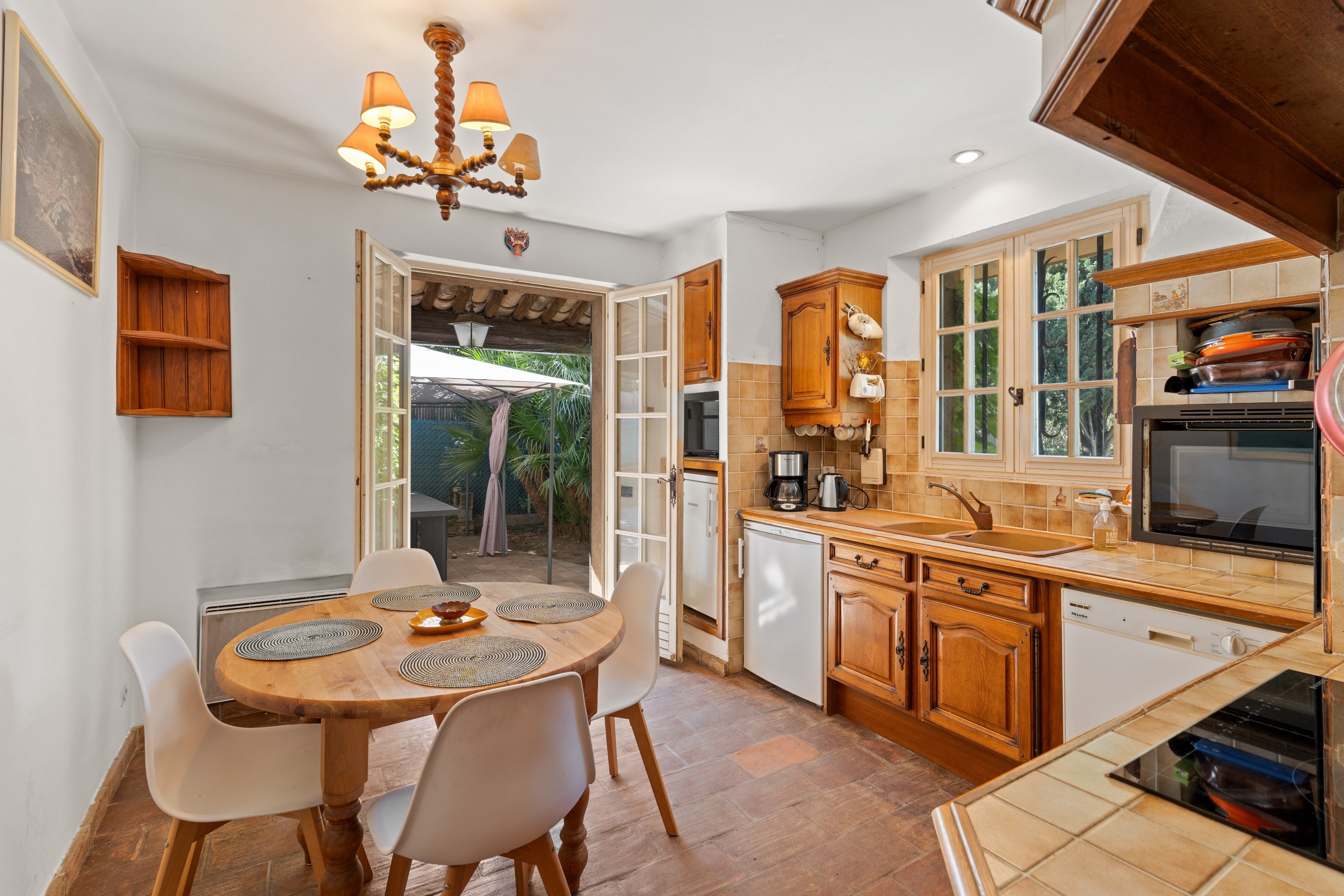  Rare on the market – Saint-Tropez centre, house to renovate with its private 80… - 物件實景