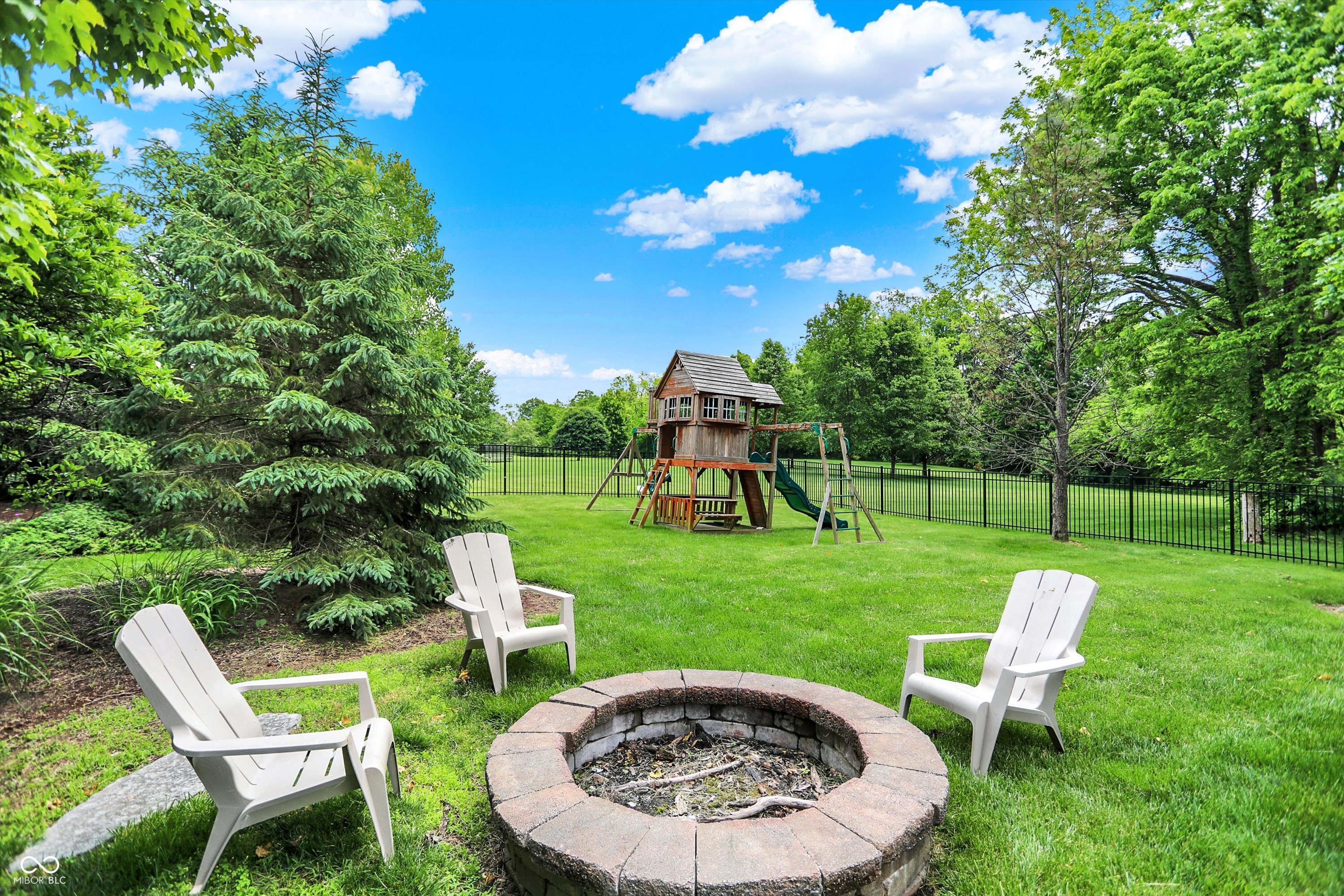 Noblesville, Indiana, 46062, United States, 6 Bedrooms Bedrooms, ,9 BathroomsBathrooms,Residential,For Sale,1979033