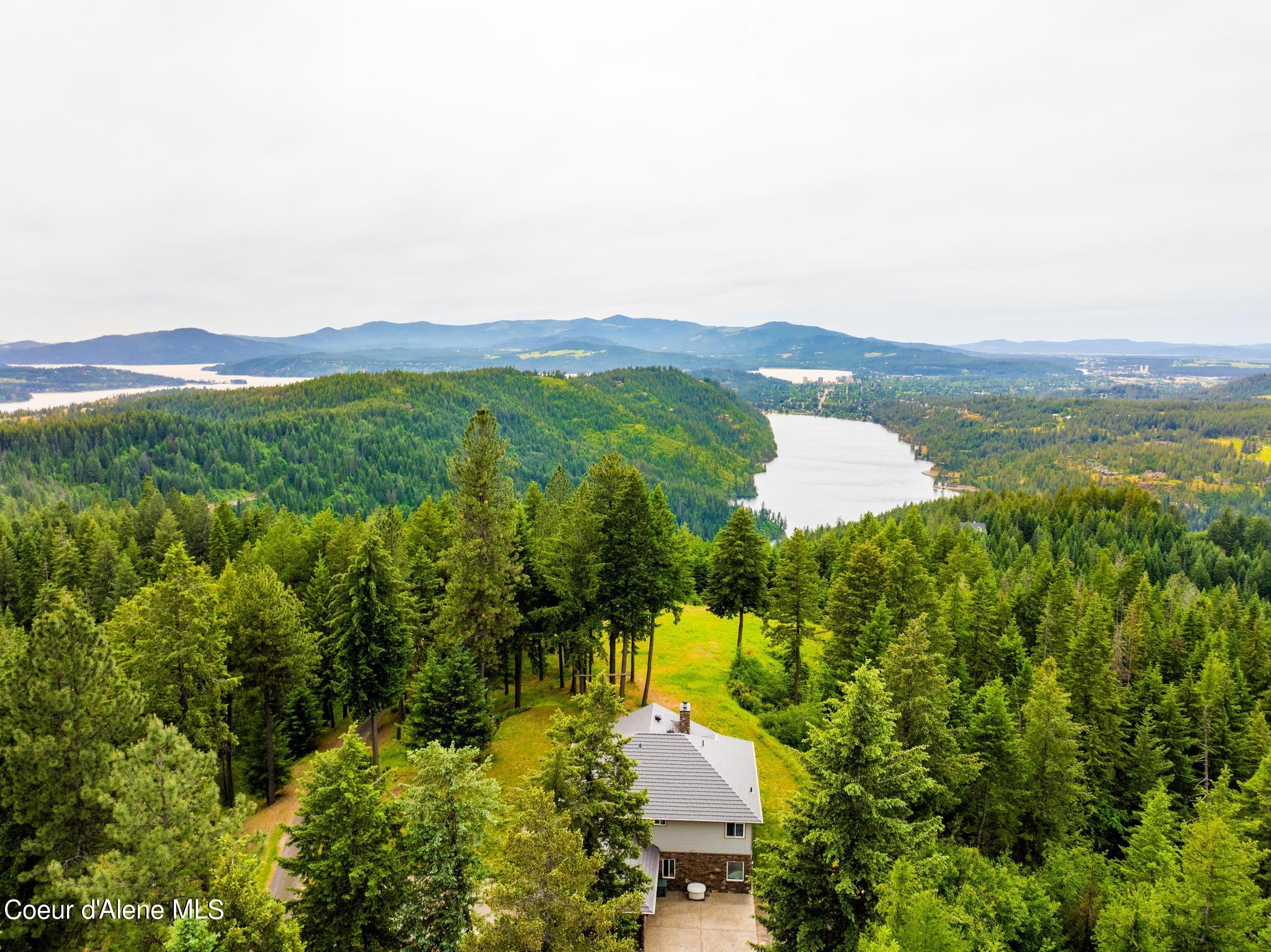 Coeur D'alene, Idaho, 83814, United States, 4 Bedrooms Bedrooms, ,3 BathroomsBathrooms,Residential,For Sale,1795061