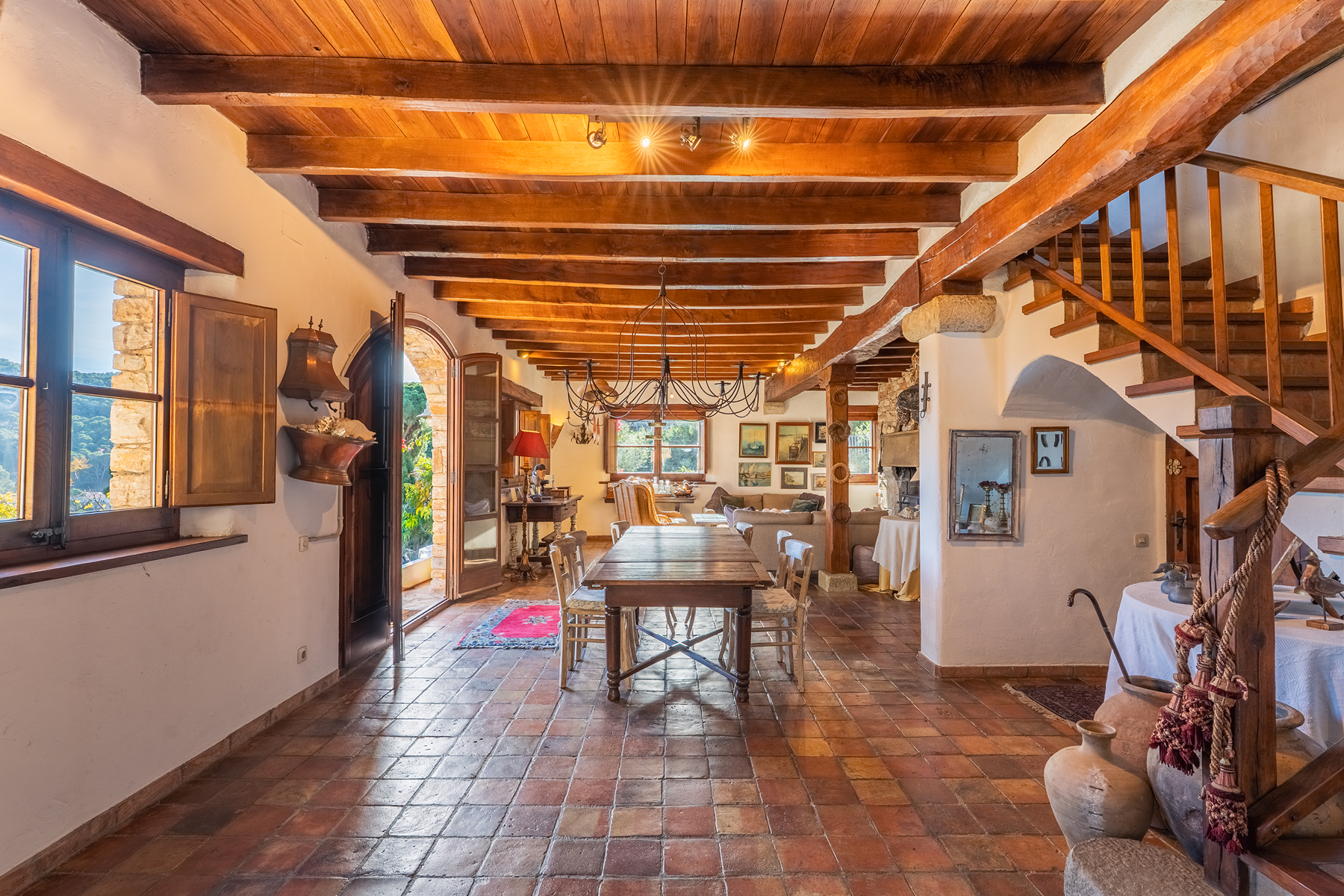  Property second line from the sea, steps from Sa Riera beach, Begur - 物件實景