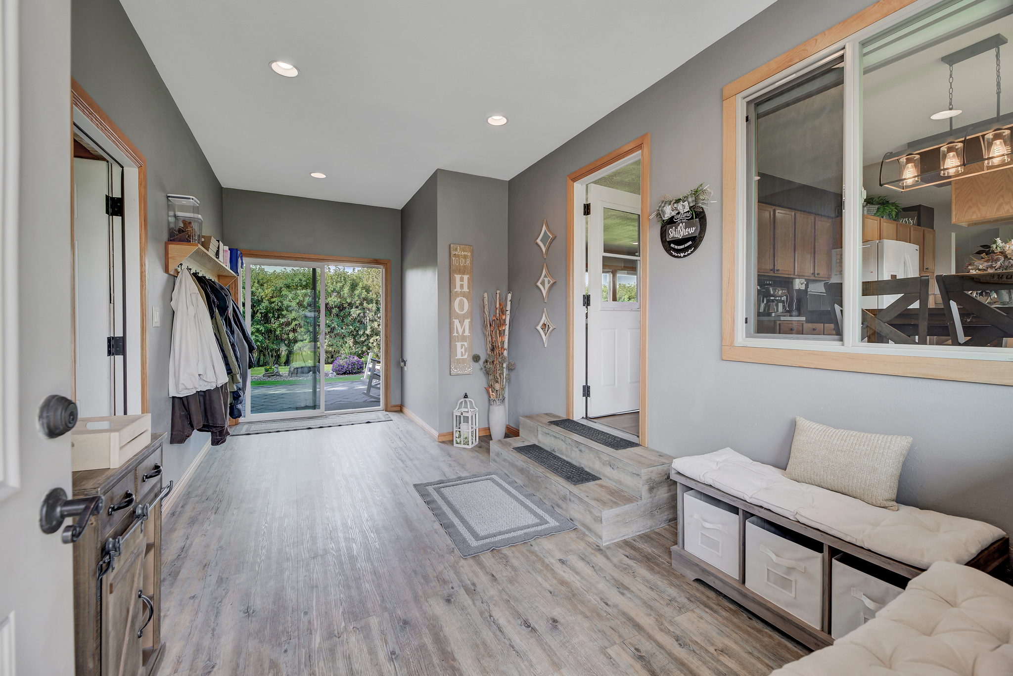 Helena, Montana, 59602, United States, 4 Bedrooms Bedrooms, ,3 BathroomsBathrooms,Residential,For Sale,1983426