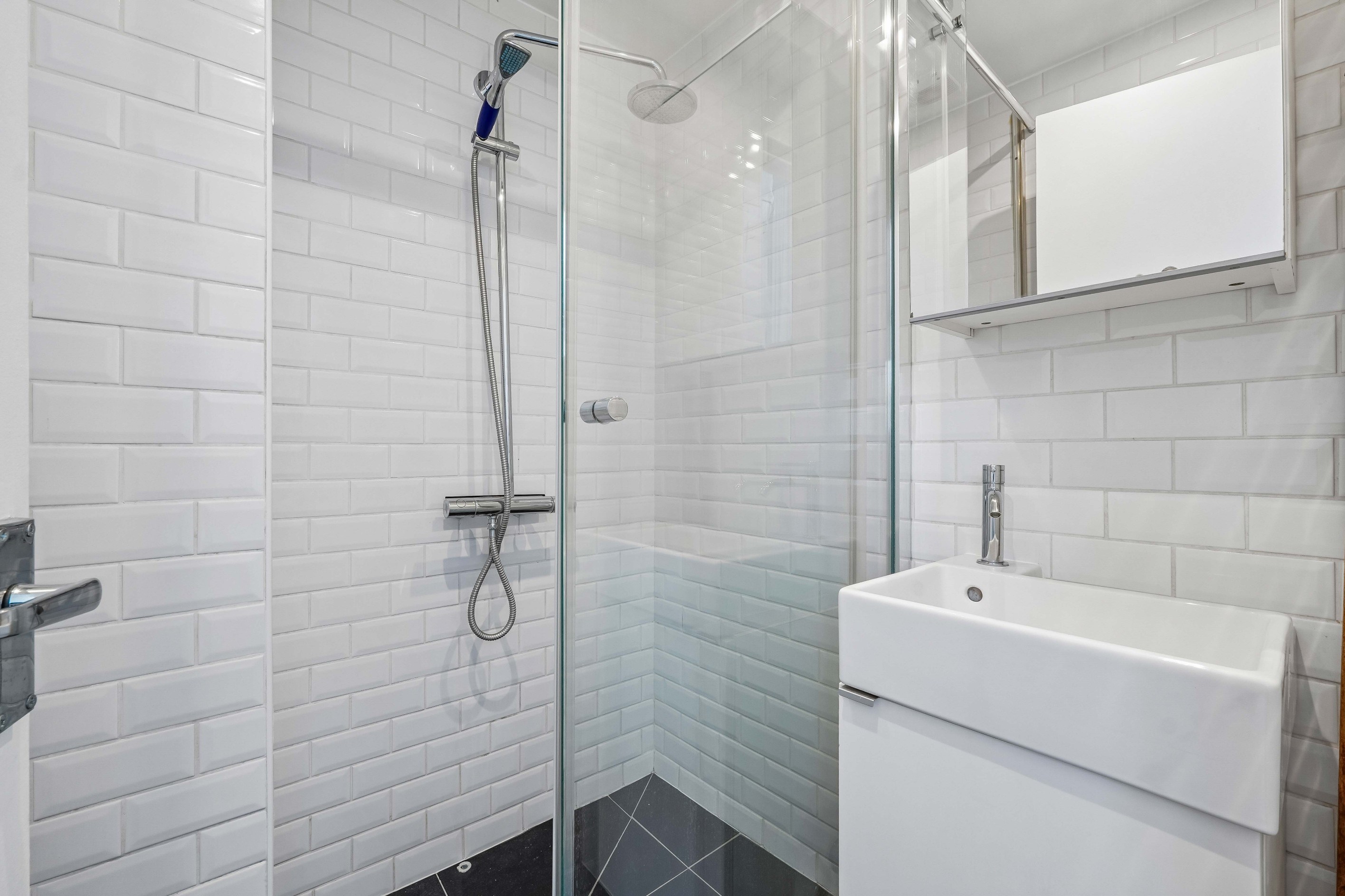  Charming two-room apartment with an elevator and spacious rooms - 物件實景