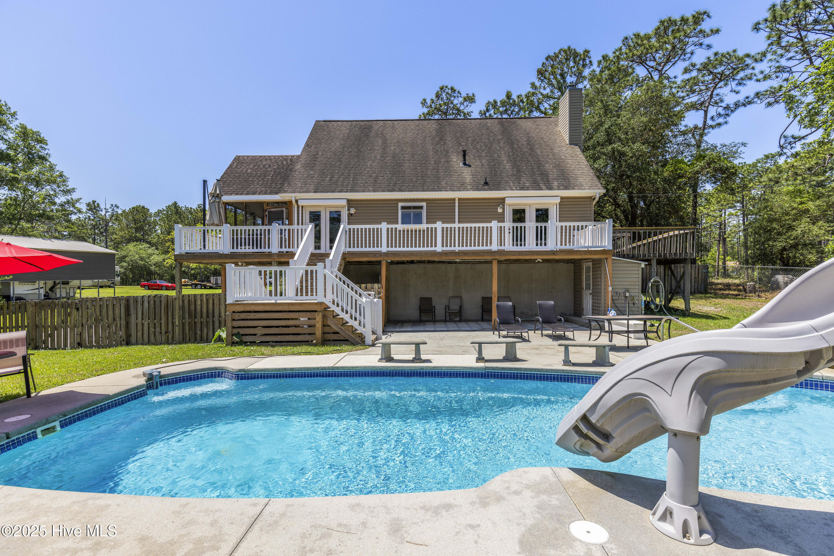 Southport, North Carolina, 28461, United States, 3 Bedrooms Bedrooms, ,4 BathroomsBathrooms,Residential,For Sale,1895633