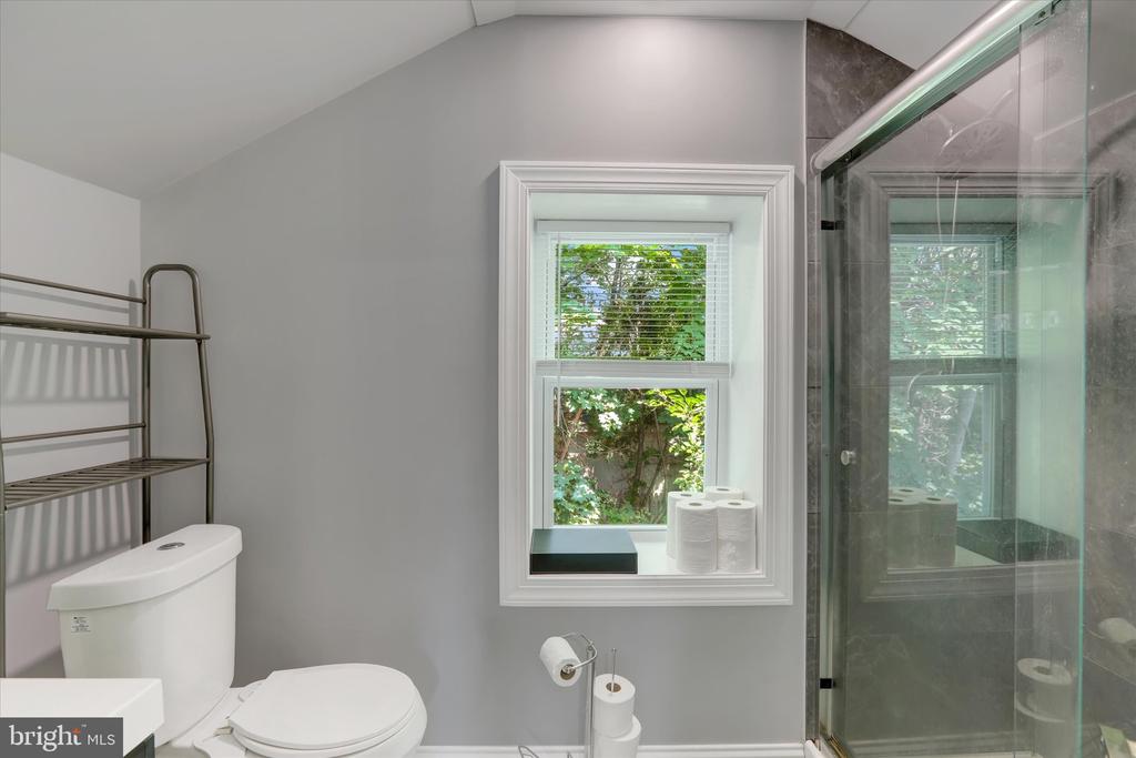 Morrisville, Pennsylvania, 19067, United States, 3 Bedrooms Bedrooms, ,2 BathroomsBathrooms,Residential,For Sale,1907404