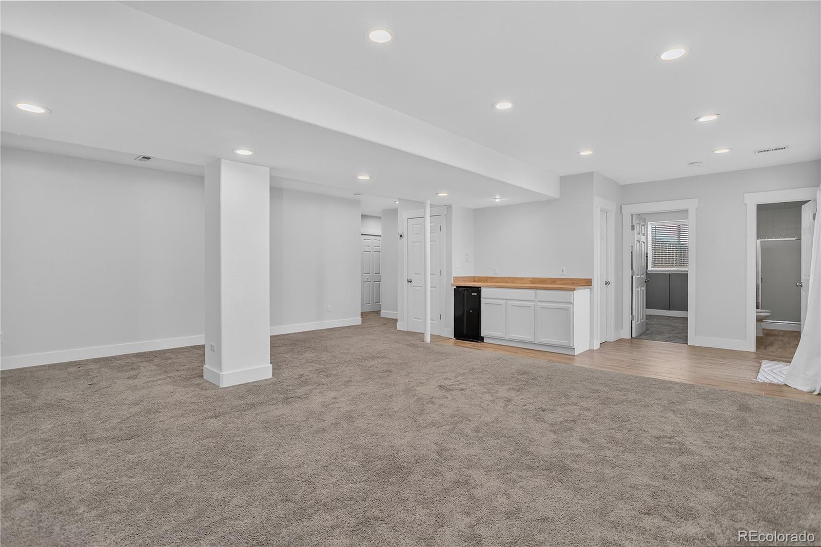 Highlands Ranch, Colorado, 80129, United States, 6 Bedrooms Bedrooms, ,3 BathroomsBathrooms,Residential,For Sale,1917876