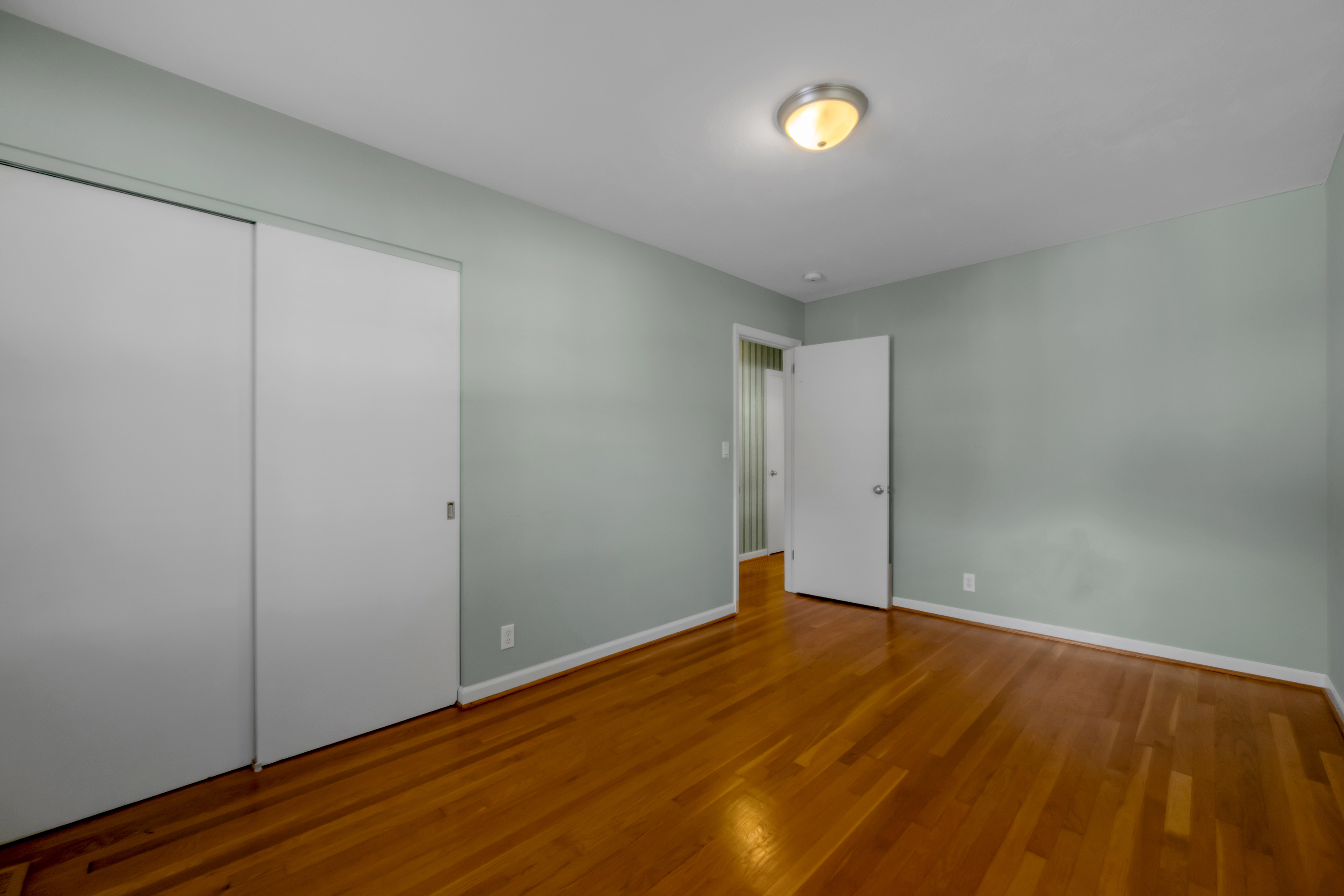  3418 Greentree Road - 物件實景