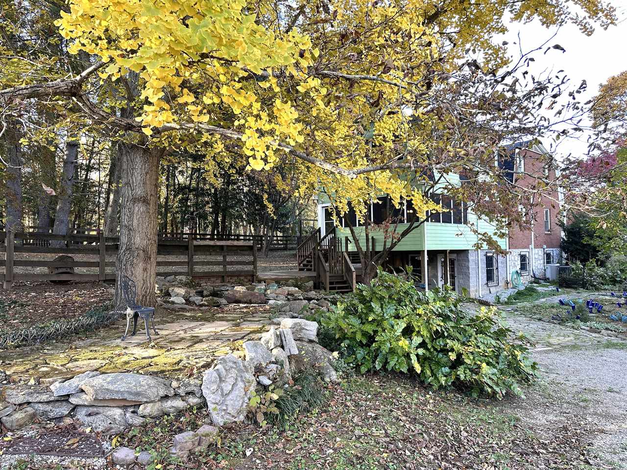 Bowling Green, Kentucky, 42103, United States, 4 Bedrooms Bedrooms, ,5 BathroomsBathrooms,Residential,For Sale,1991633