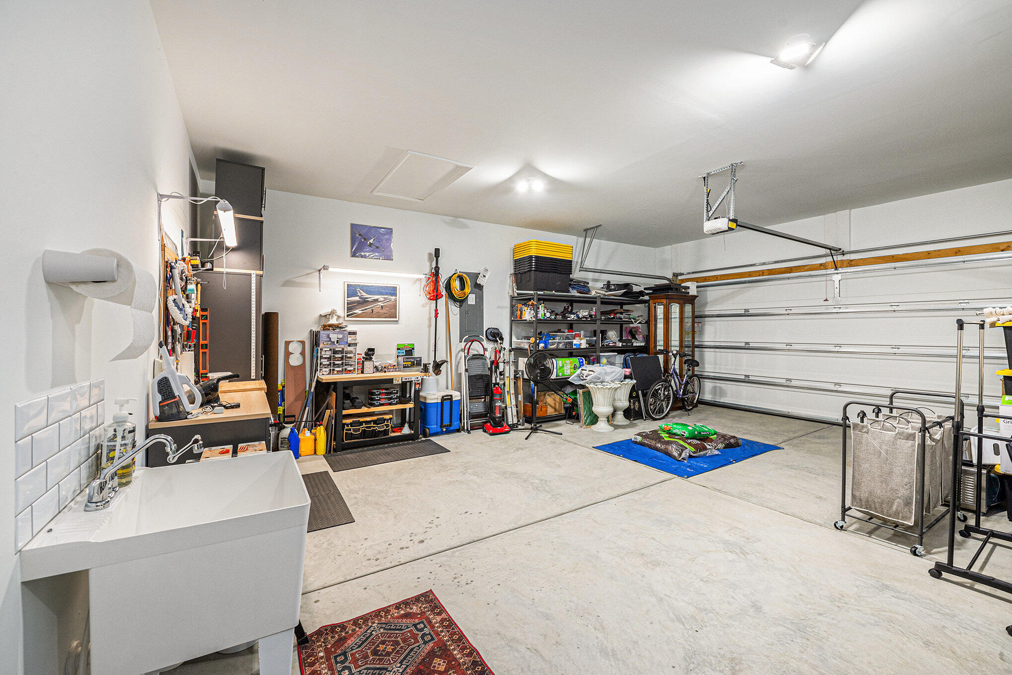 Summerville, South Carolina, 29486, United States, 4 Bedrooms Bedrooms, ,3 BathroomsBathrooms,Residential,For Sale,1882681