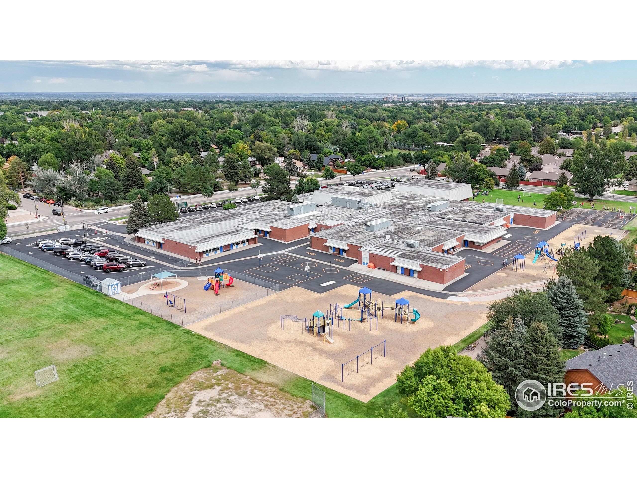 Fort Collins, Colorado, 80521, United States, 3 Bedrooms Bedrooms, ,1 BathroomBathrooms,Residential,For Sale,1948216