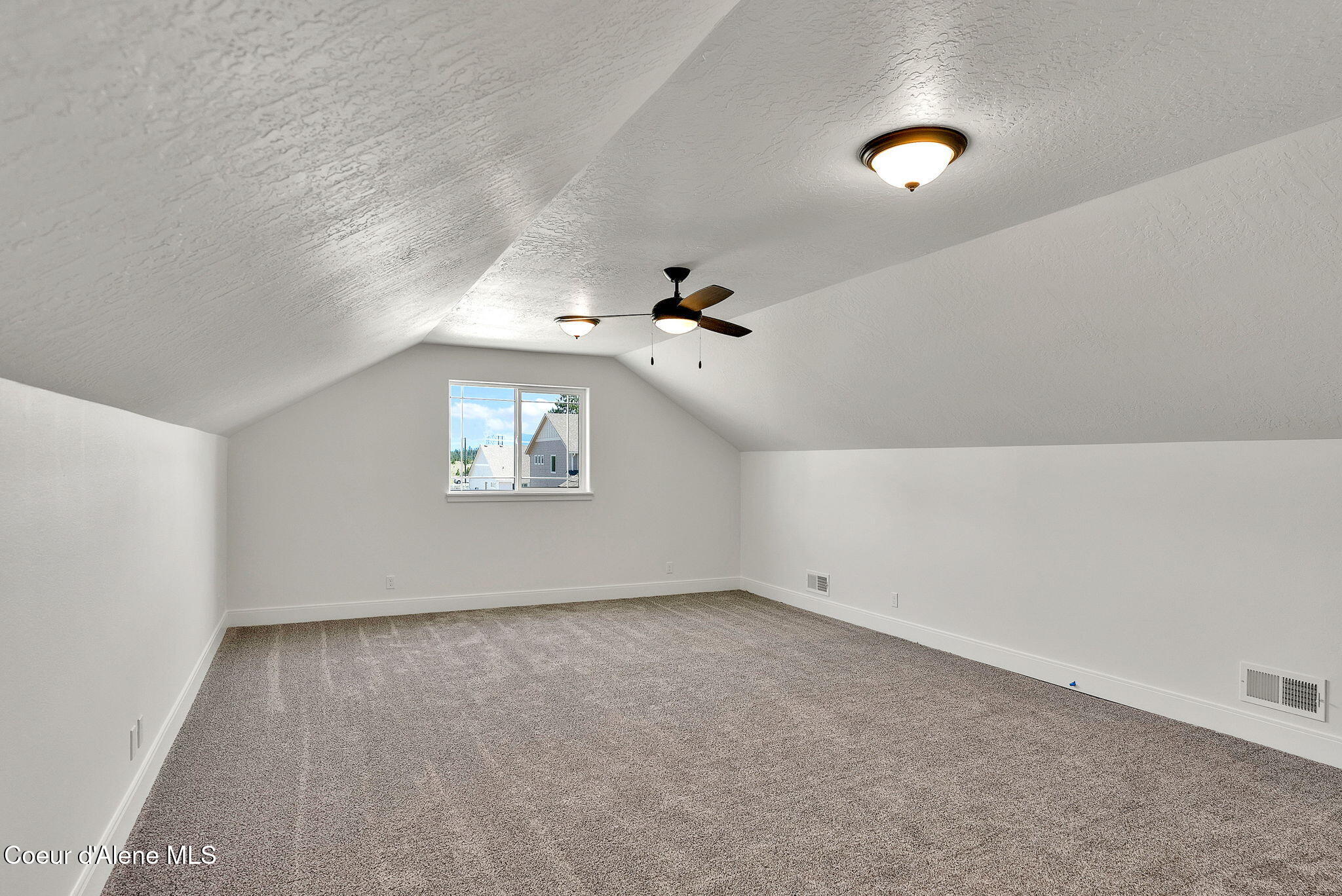 Rathdrum, Idaho, 83858, United States, 3 Bedrooms Bedrooms, ,Residential,For Sale,1999026