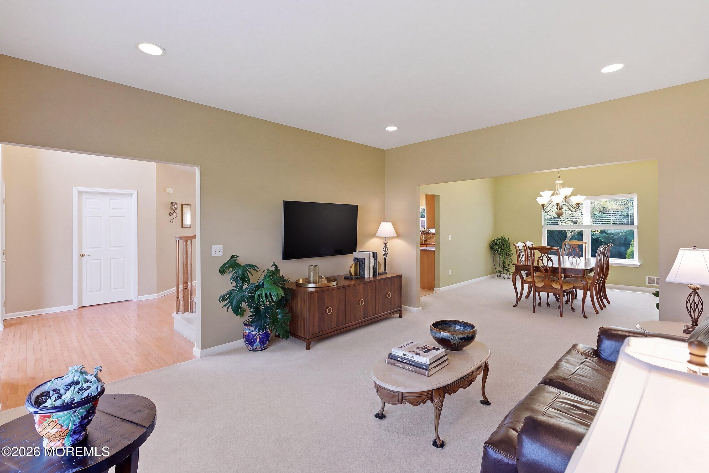 Manchester, New Jersey, 08759, United States, 5 Bedrooms Bedrooms, ,3 BathroomsBathrooms,Residential,For Sale,2040445