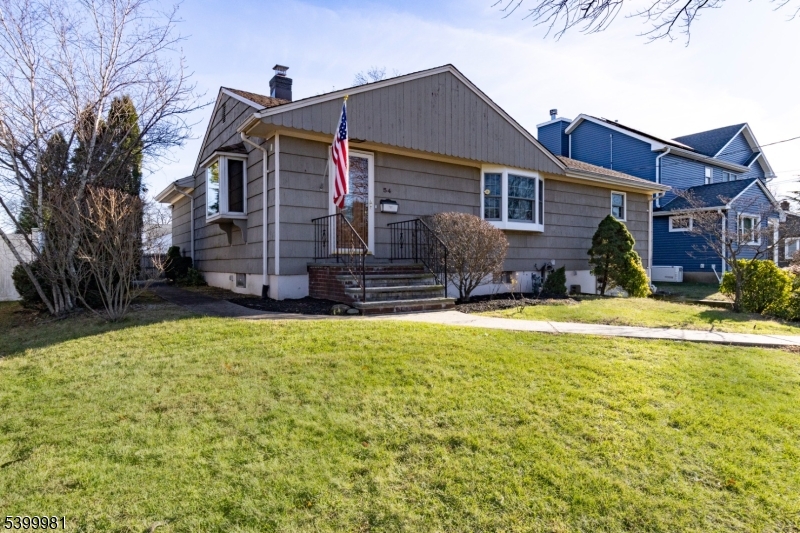 Fanwood Boro, New Jersey, 07023, United States, 3 Bedrooms Bedrooms, ,2 BathroomsBathrooms,Residential,For Sale,2001690