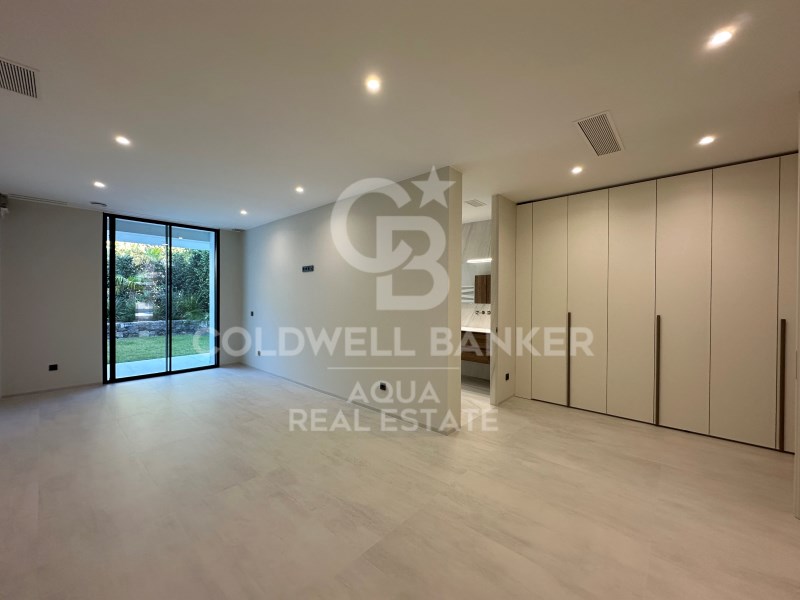 Alicante, Altea, Zona de Mascarat Alicante, Altea, Altea, Comunidad Valenciana, ES, 5 Bedrooms Bedrooms, ,7 BathroomsBathrooms,Residential,For Sale,Alicante, Altea, Zona de Mascarat Alicante, Altea,1671977