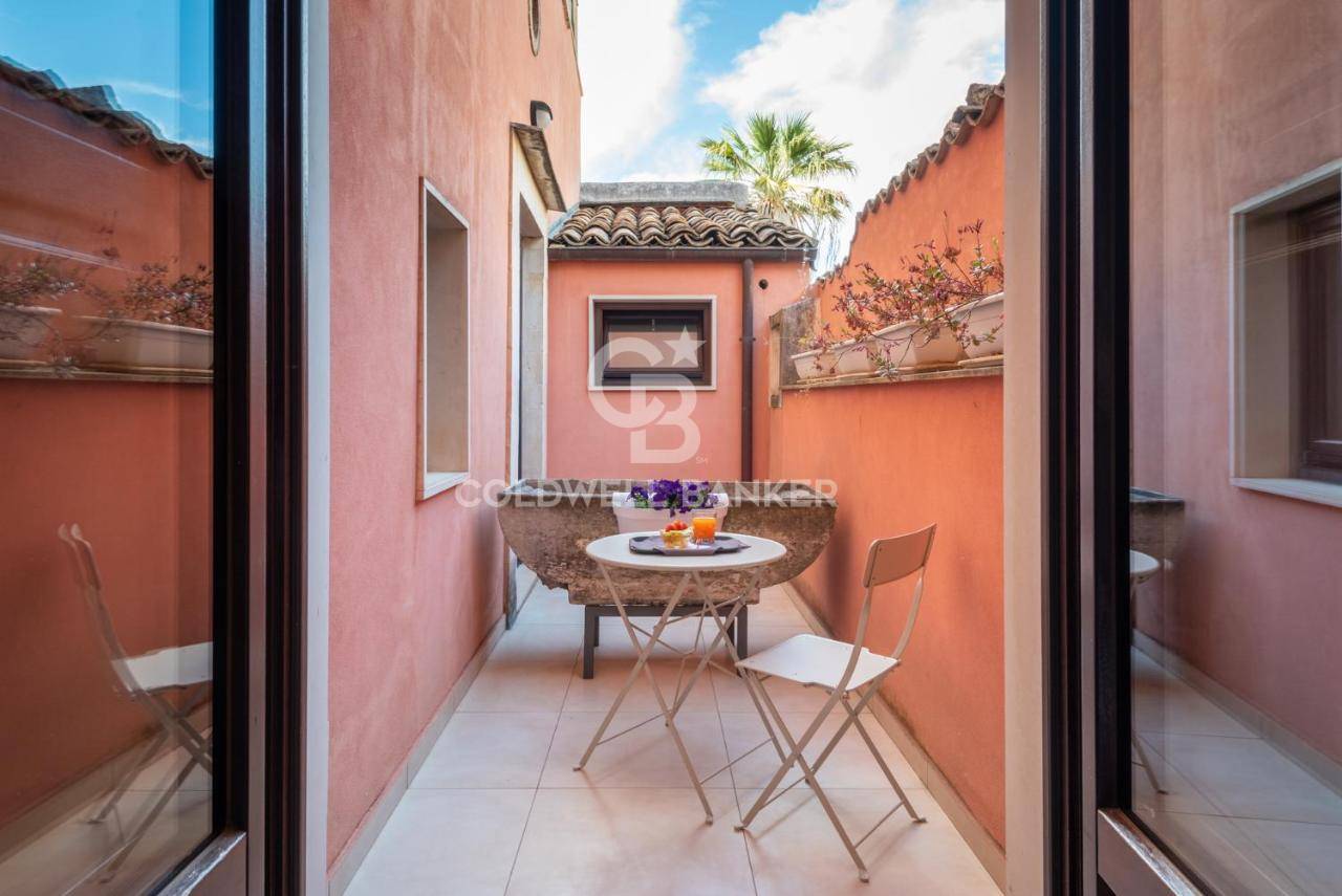 Ragusa, Ragusa, 97100, IT, 11 Bedrooms Bedrooms, ,11 BathroomsBathrooms,Residential,For Sale,1686874