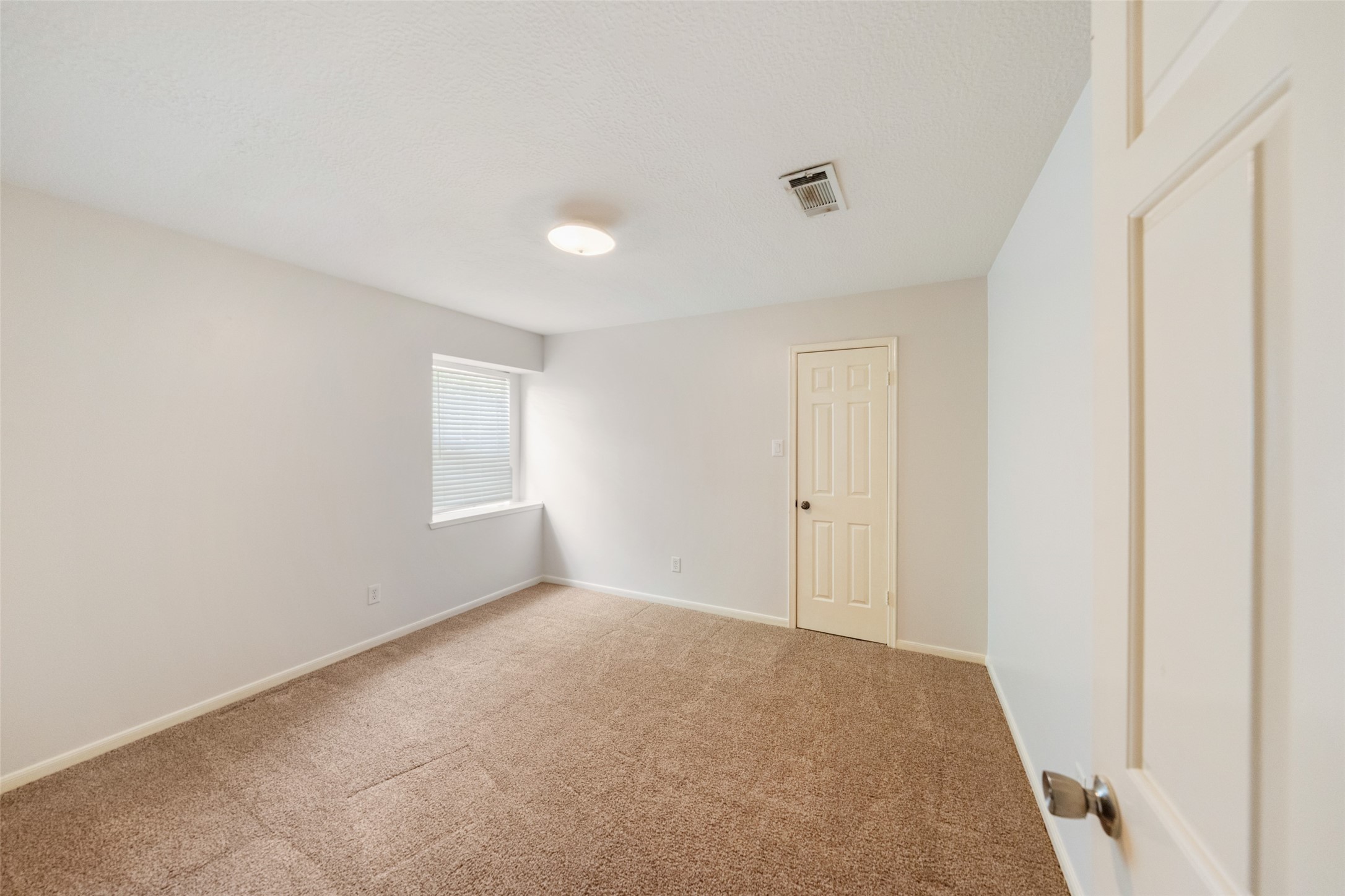  8802 Sedgemoor Drive - 物件實景