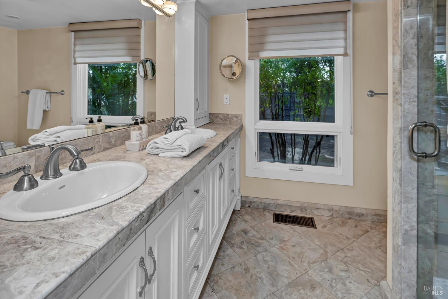 Napa, California, 94558, United States, 3 Bedrooms Bedrooms, ,3 BathroomsBathrooms,Residential,For Sale,1991086