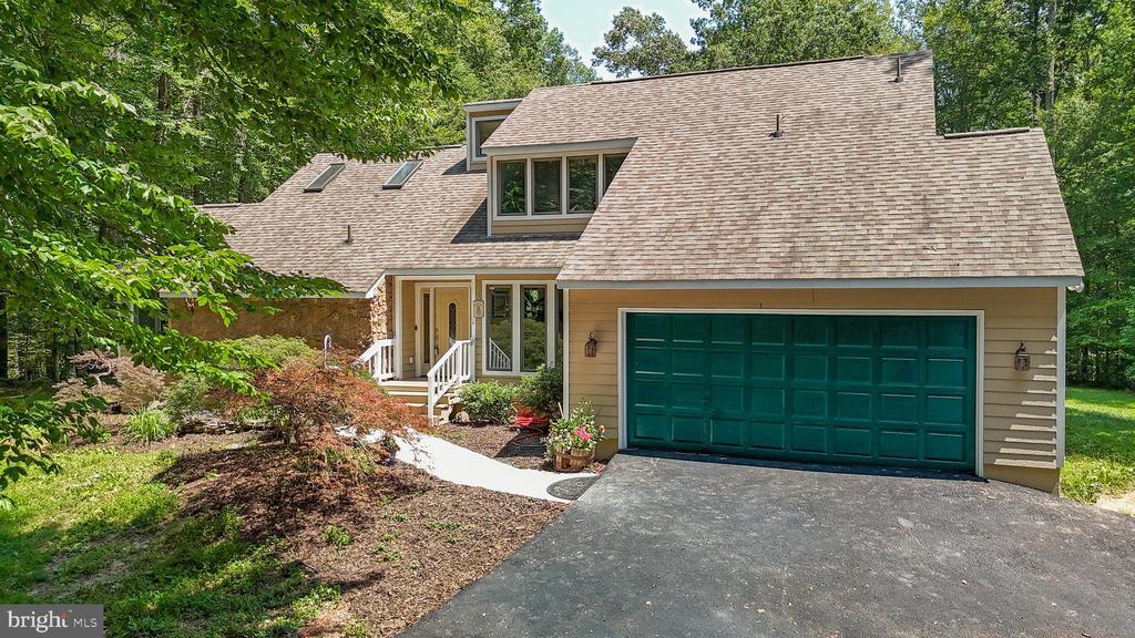 Spotsylvania, Virginia, 22551, United States, 5 Bedrooms Bedrooms, ,4 BathroomsBathrooms,Residential,For Sale,1885804