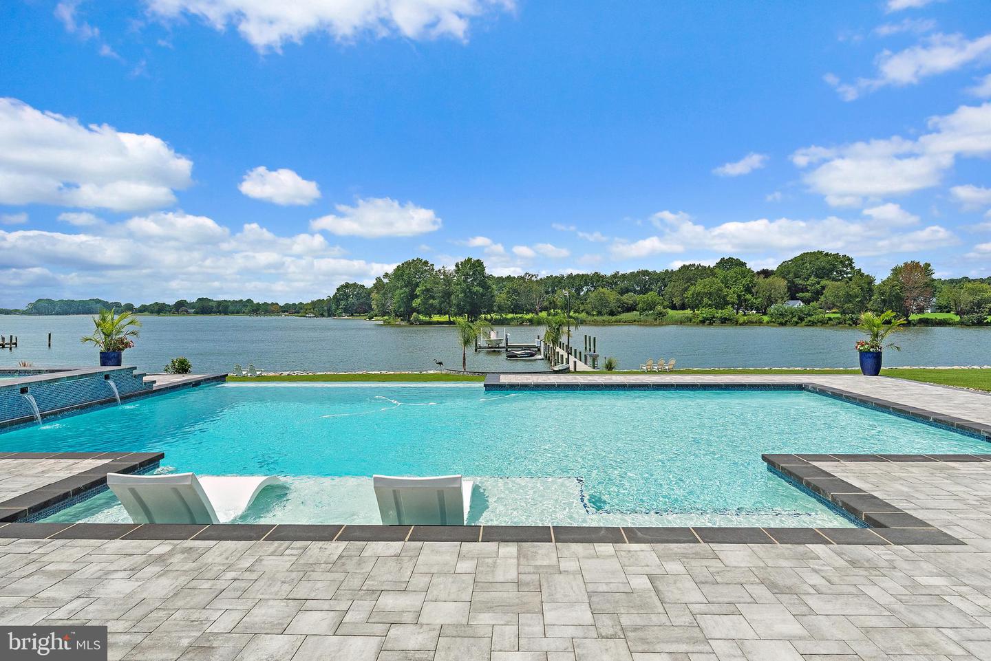 Queenstown, Maryland, 21658, United States, 5 Bedrooms Bedrooms, ,5 BathroomsBathrooms,Residential,For Sale,1907636