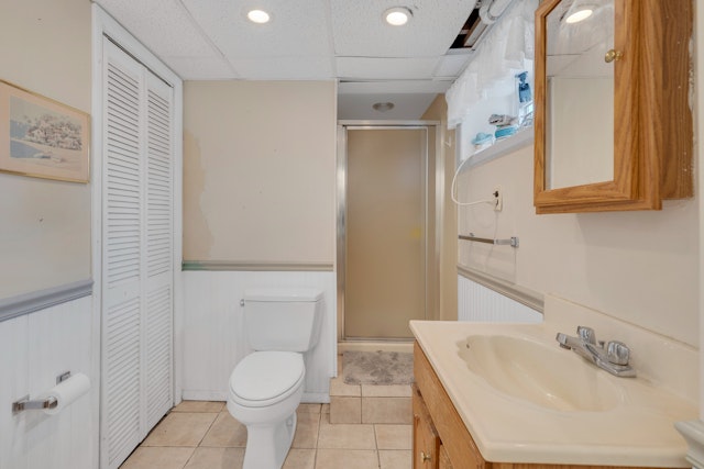 Bloomingdale, New Jersey, 07403, United States, 4 Bedrooms Bedrooms, ,2 BathroomsBathrooms,Residential,For Sale,1887038