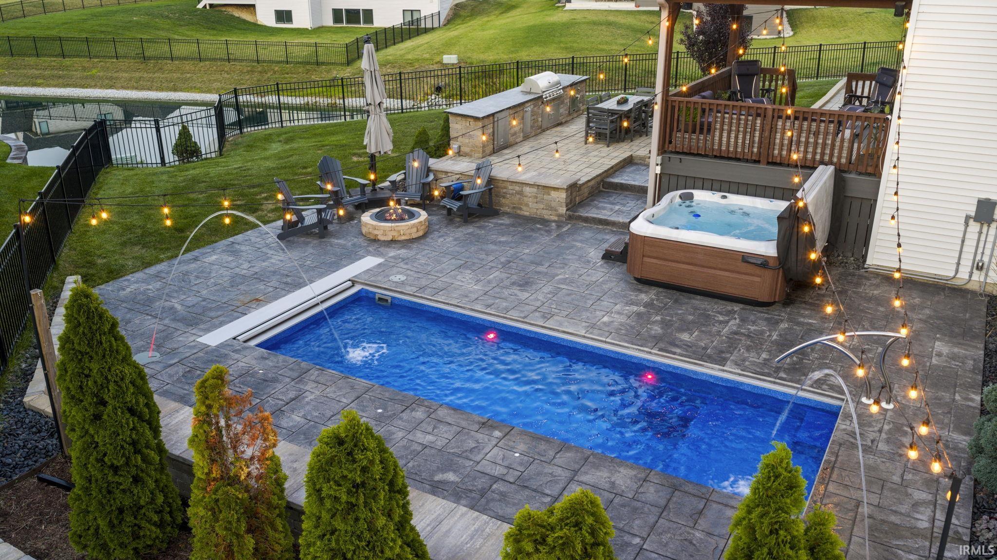 Fort Wayne, Indiana, 46814, United States, 5 Bedrooms Bedrooms, ,5 BathroomsBathrooms,Residential,For Sale,1988625