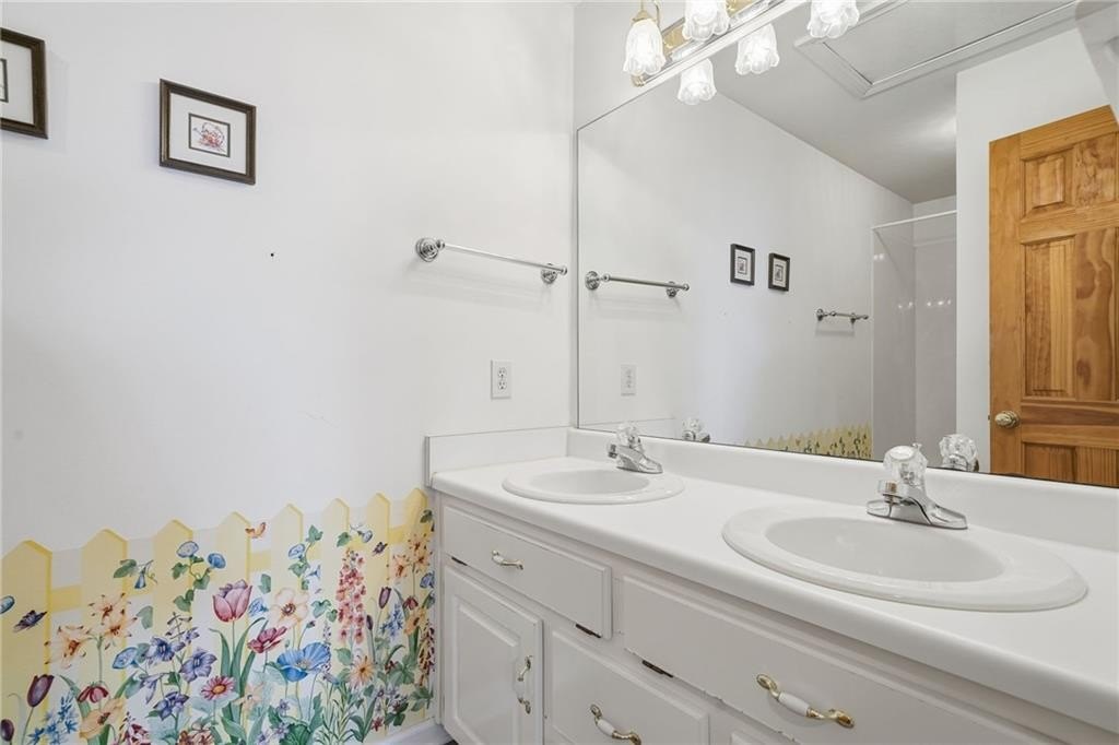 Jasper, Georgia, 30143, United States, 4 Bedrooms Bedrooms, ,4 BathroomsBathrooms,Residential,For Sale,2006104