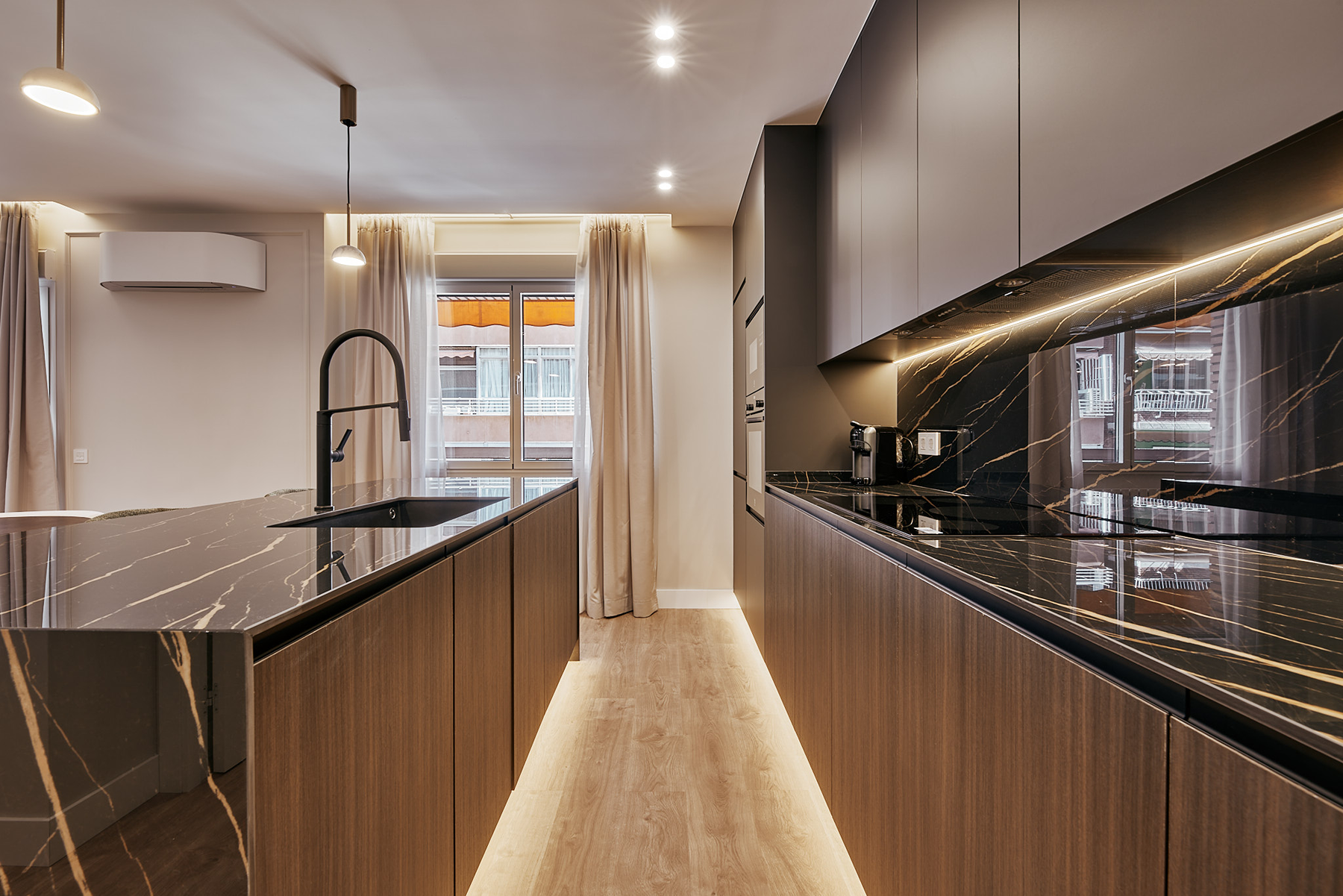  3-bedroom flat with balcony in Salamanca - 物件實景