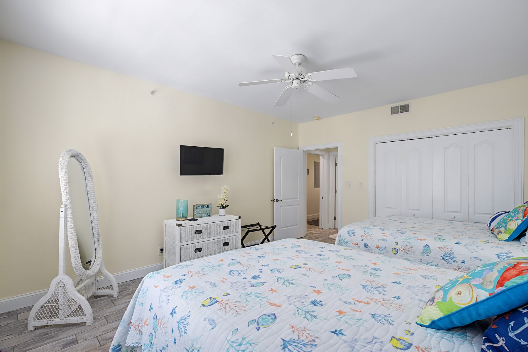  Desoto Beach Club Condo #205 - 物件實景