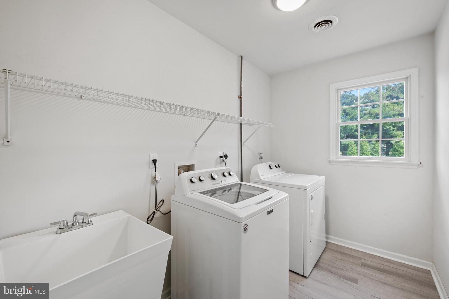 Dover, Delaware, 19904, United States, 4 Bedrooms Bedrooms, ,4 BathroomsBathrooms,Residential,For Sale,1938775