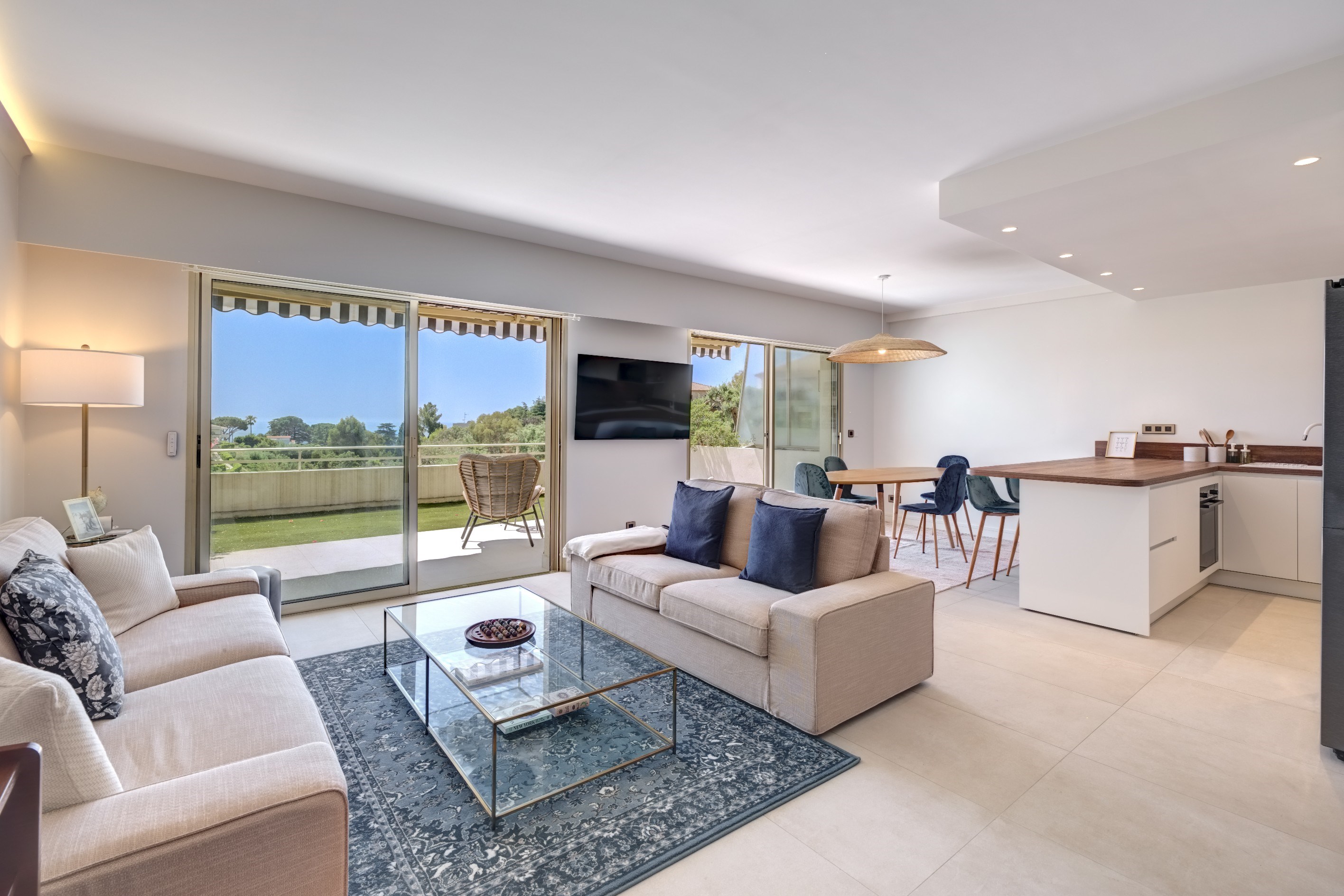  Sea view apartment with terraces in Cannes Croix des Gardes residence with pool - 物件實景