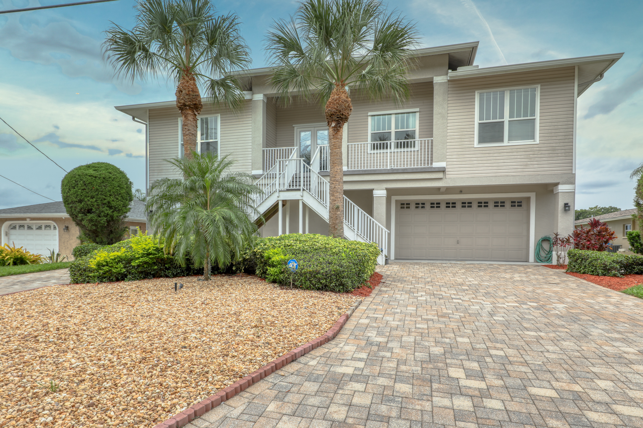 356 WESTWINDS DRIVE, Palm Harbor, Florida, 34683, United States, 3 Bedrooms Bedrooms, ,4 BathroomsBathrooms,Residential,For Sale,356 WESTWINDS DRIVE,1134606