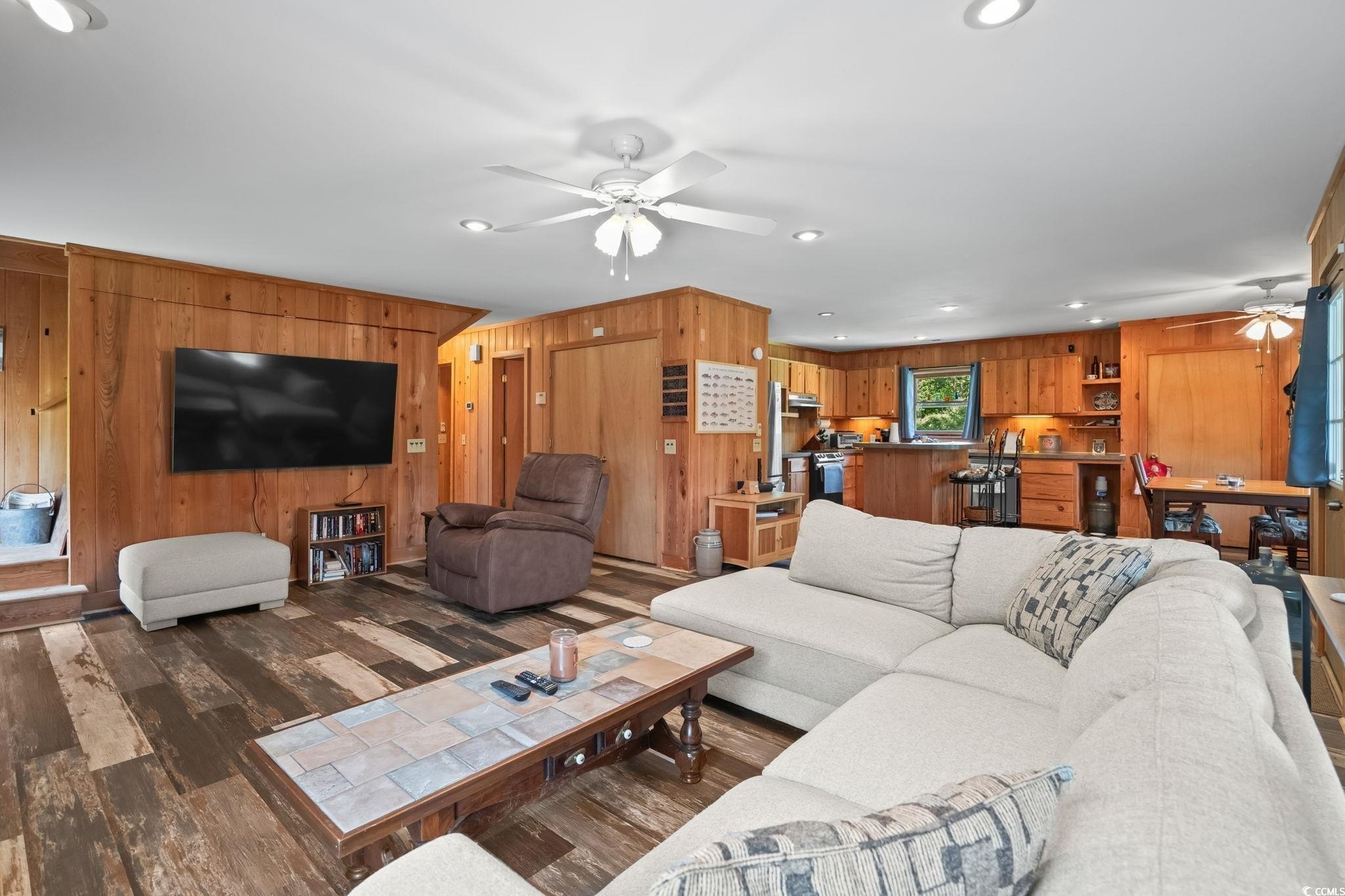 Georgetown, South Carolina, 29440, United States, 3 Bedrooms Bedrooms, ,3 BathroomsBathrooms,Residential,For Sale,1981900