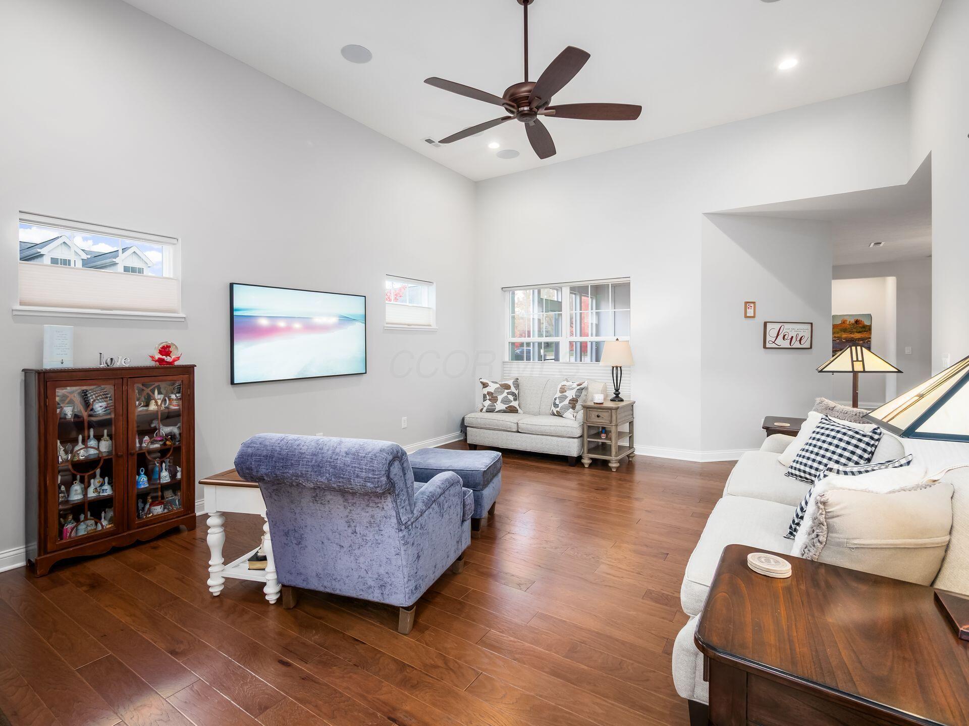 Dublin, Ohio, 43016, United States, 3 Bedrooms Bedrooms, ,3 BathroomsBathrooms,Residential,For Sale,1987850