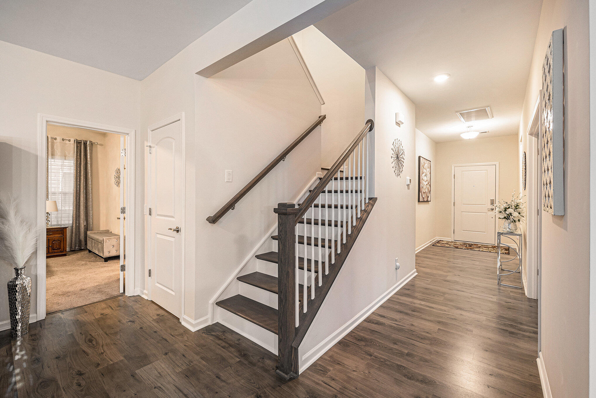 Summerville, South Carolina, 29486, United States, 4 Bedrooms Bedrooms, ,3 BathroomsBathrooms,Residential,For Sale,1882681