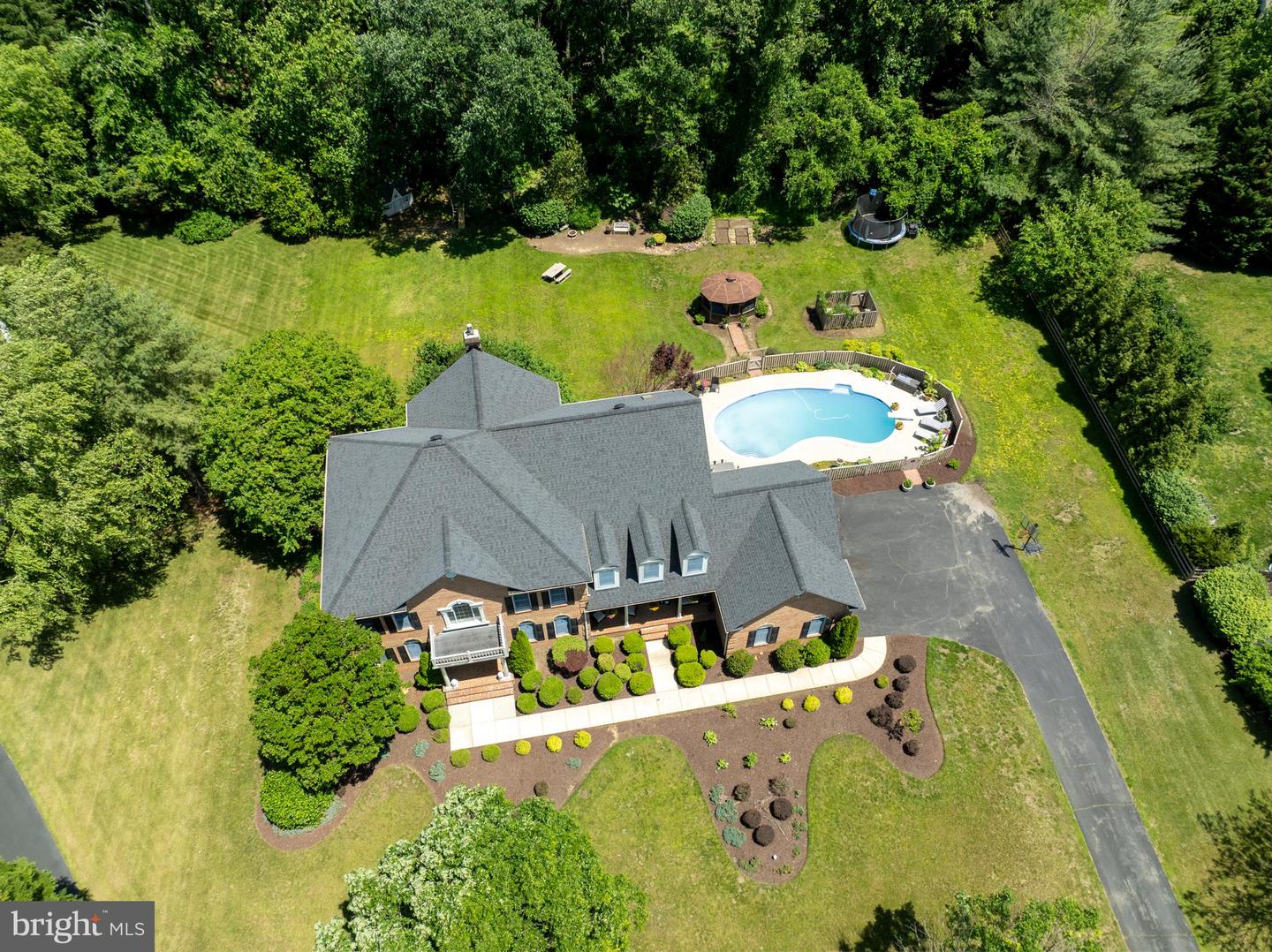 Crownsville, Maryland, 21032, United States, 4 Bedrooms Bedrooms, ,6 BathroomsBathrooms,Residential,For Sale,1828212