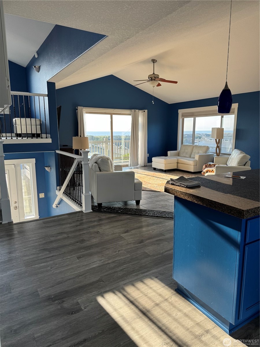 Ocean Park, Washington, 98640, United States, 2 Bedrooms Bedrooms, ,2 BathroomsBathrooms,Residential,For Sale,1980939