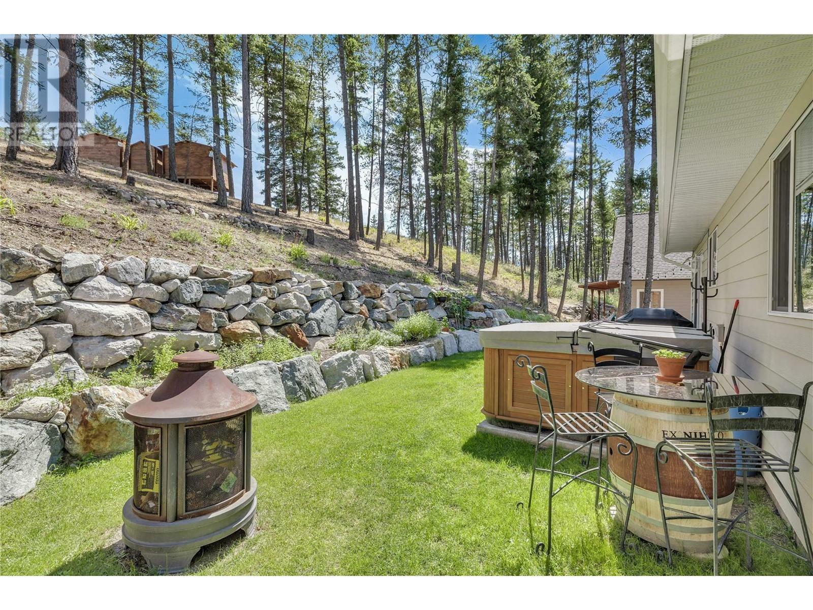 KELOWNA, British Columbia, V1Z 3W6, CA, 5 Bedrooms Bedrooms, ,3 BathroomsBathrooms,Residential,For Sale,1838987