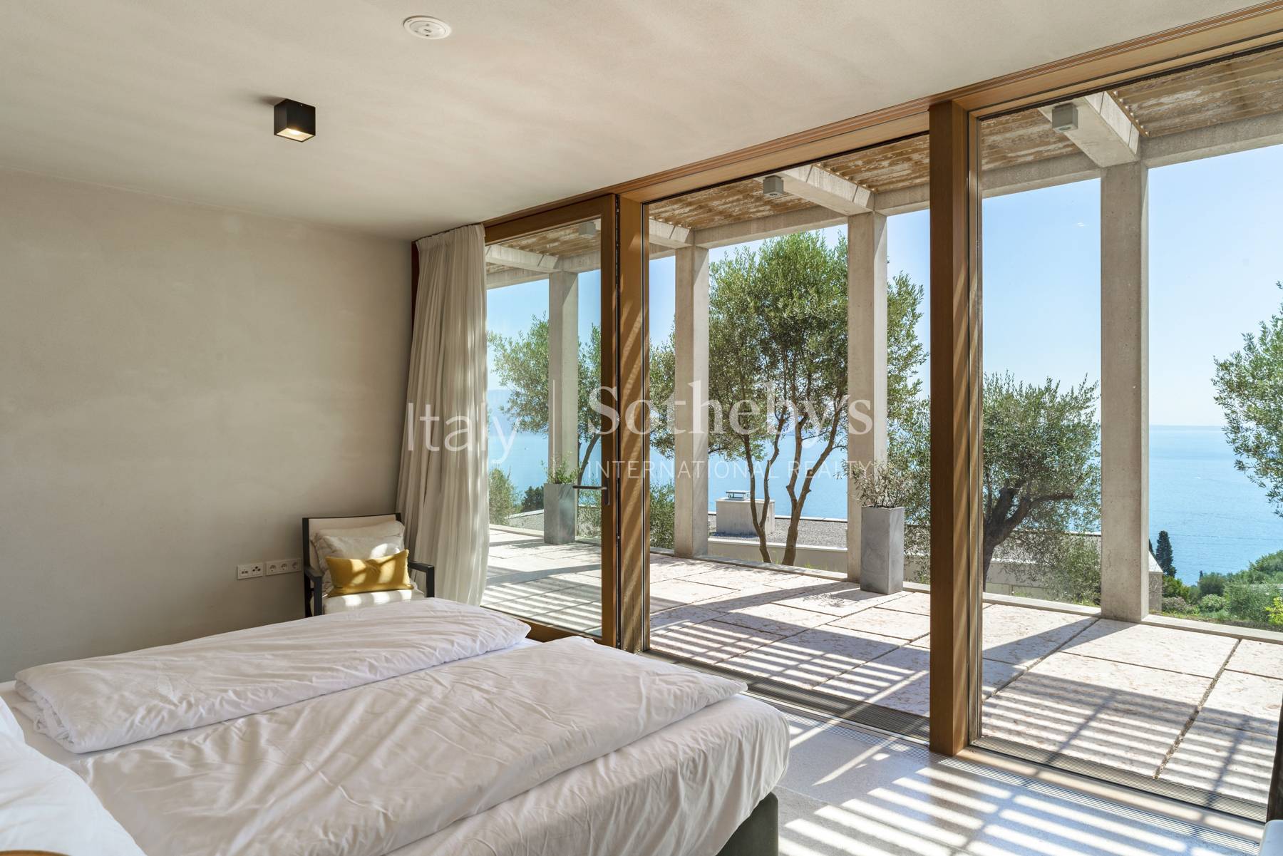  Lake view villa designed by David Chipperfield - 物件實景