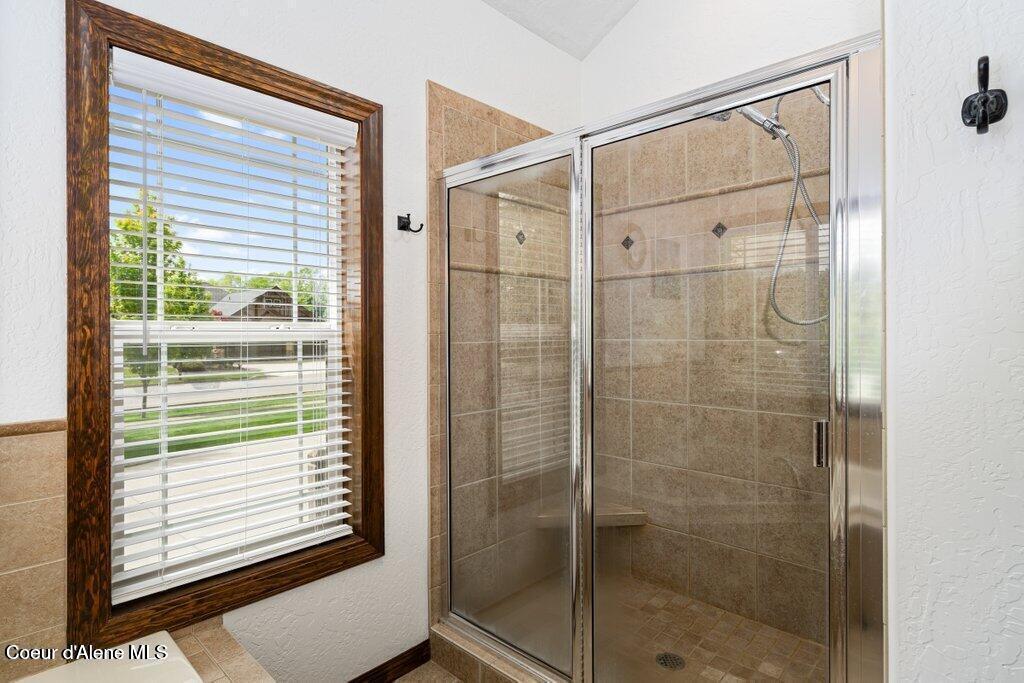 Hayden, Idaho, 83835, United States, 4 Bedrooms Bedrooms, ,3 BathroomsBathrooms,Residential,For Sale,2008091