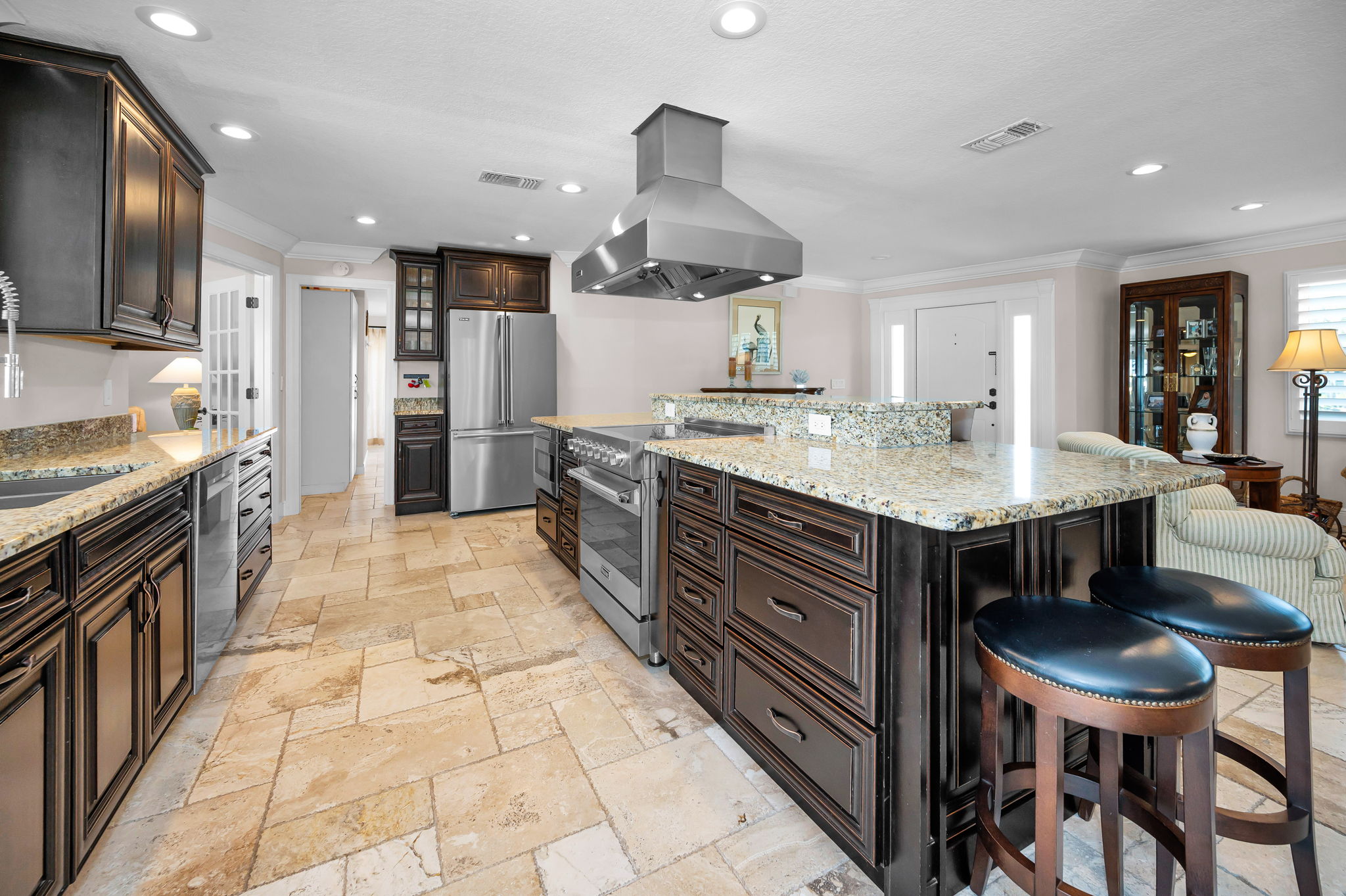 St Petersburg, Florida, 33703, United States, 4 Bedrooms Bedrooms, ,3 BathroomsBathrooms,Residential,For Sale,1978536