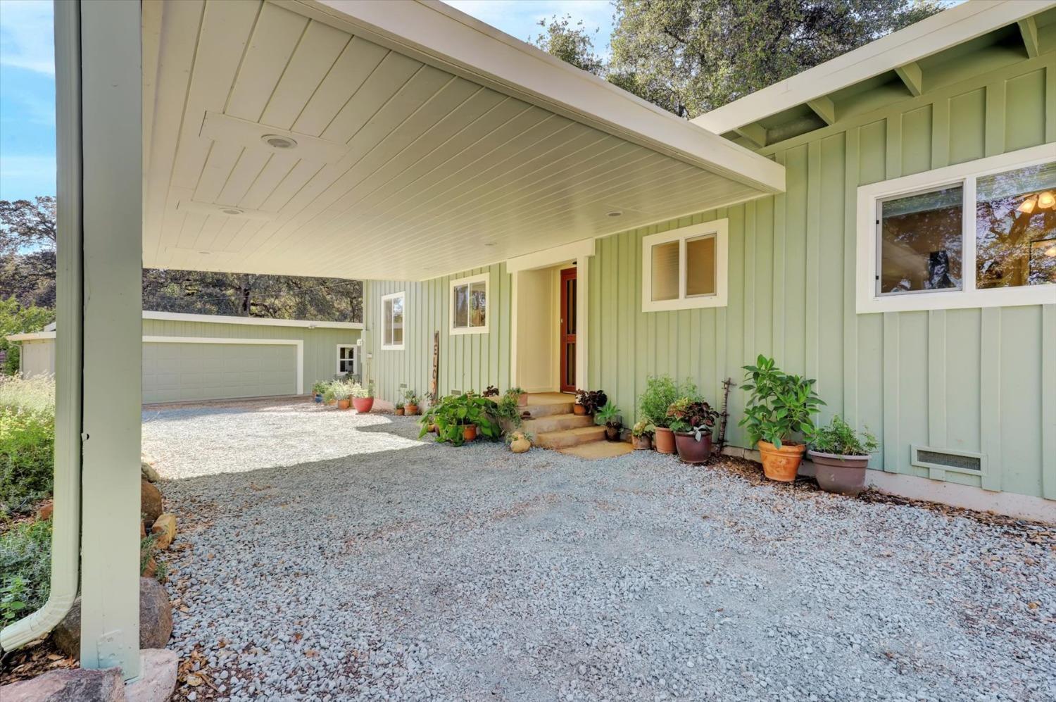 11709 Rough And Ready Road, Rough and Ready, California, 95975, United States, 2 Bedrooms Bedrooms, ,2 BathroomsBathrooms,Residential,For Sale,11709 Rough And Ready Road,1622564