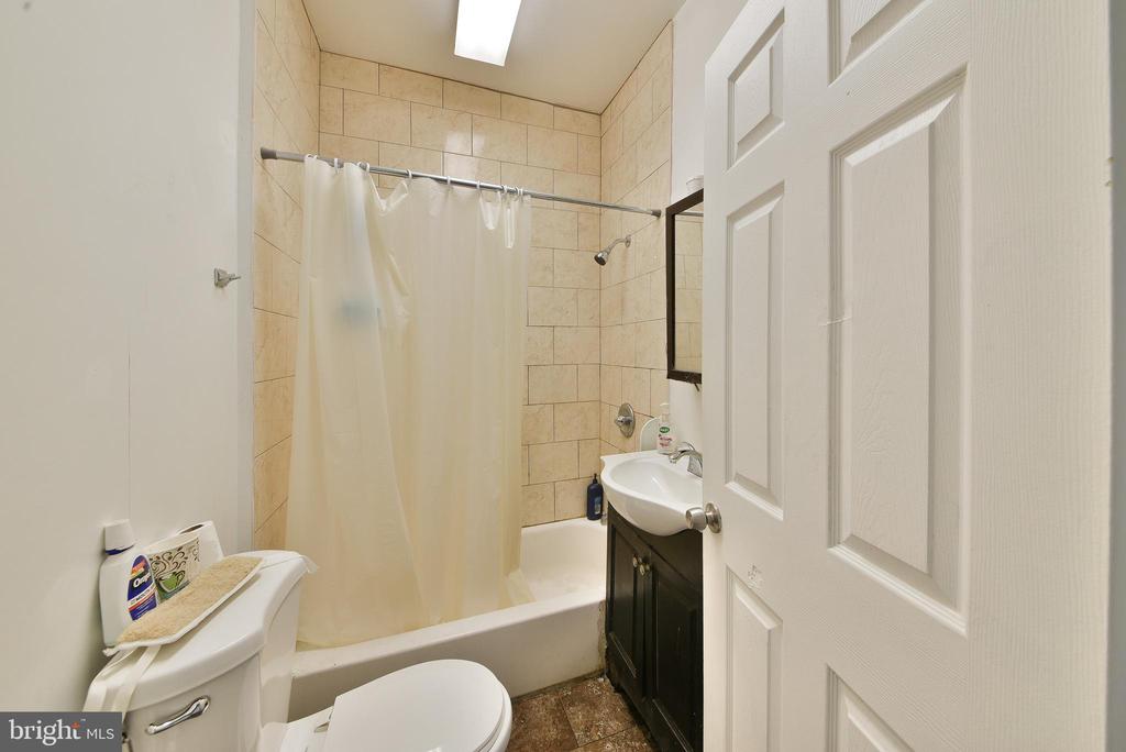 Philadelphia, Pennsylvania, 19121, United States, ,Residential,For Sale,1819408