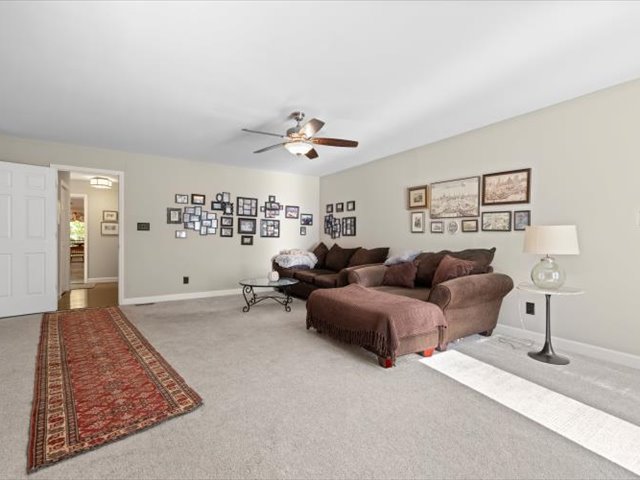 Fort Mill, South Carolina, 29708, United States, 4 Bedrooms Bedrooms, ,3 BathroomsBathrooms,Residential,For Sale,1977828