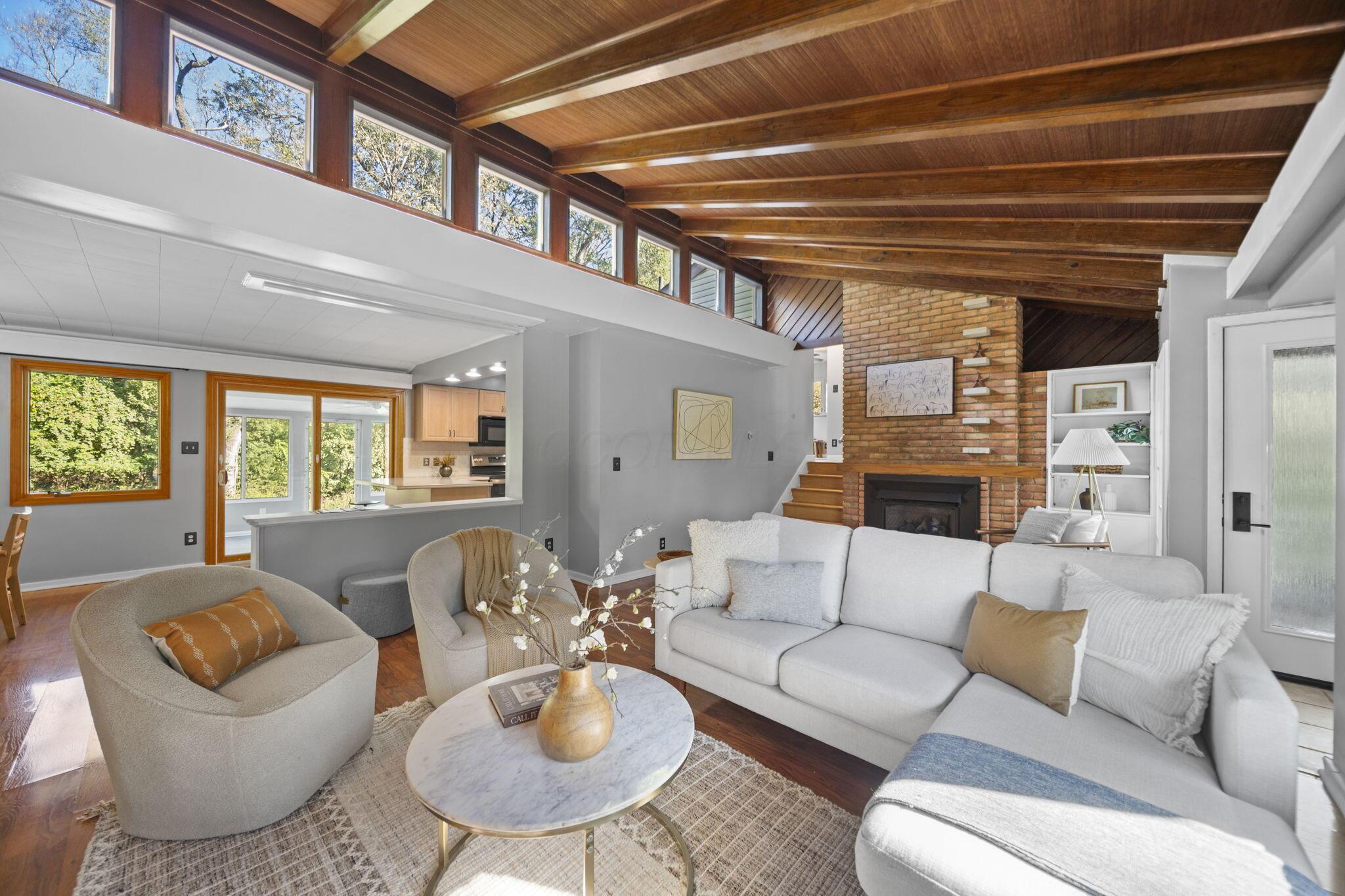 Columbus, Ohio, 43221, United States, 3 Bedrooms Bedrooms, ,4 BathroomsBathrooms,Residential,For Sale,1951333