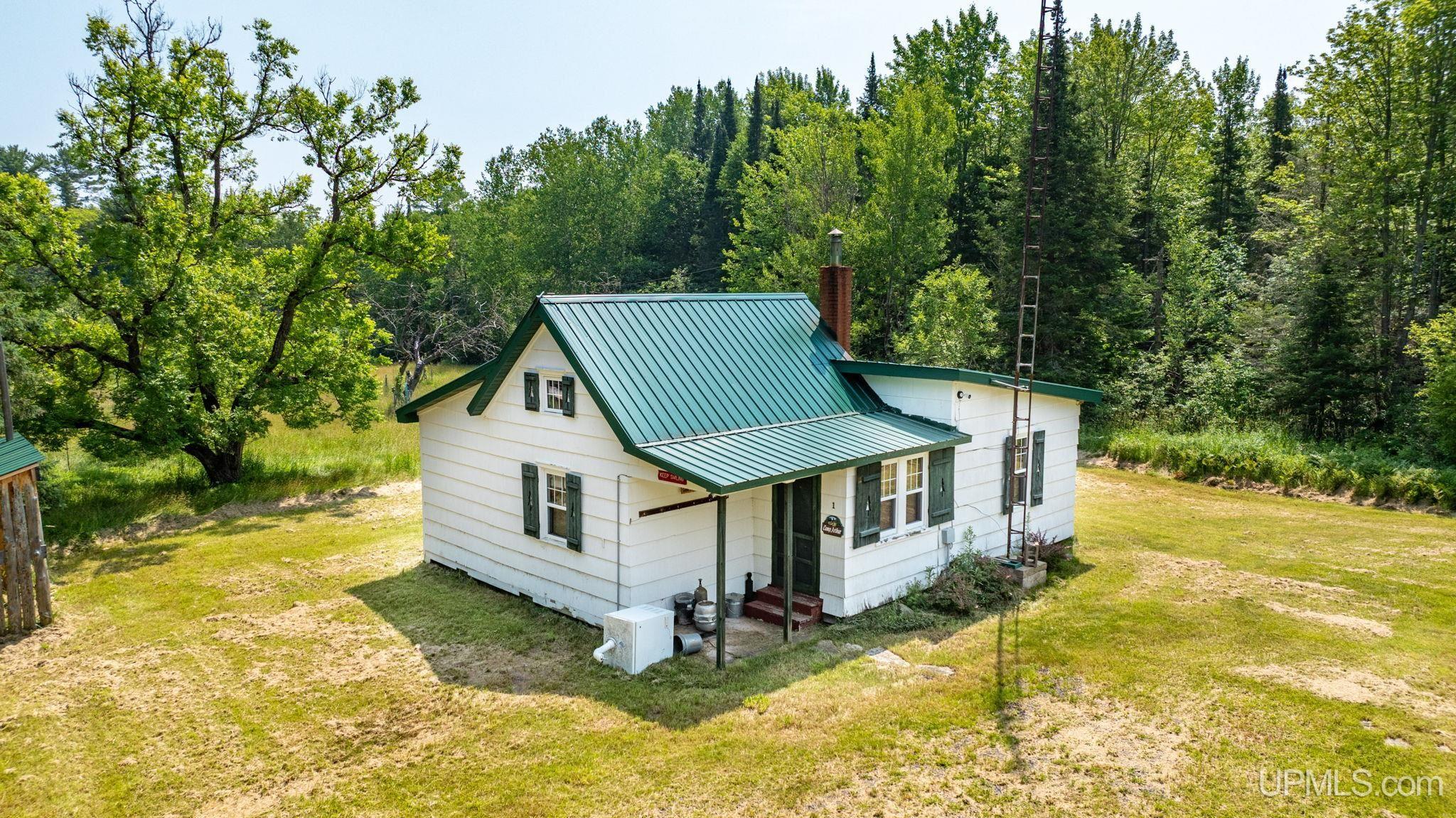 Chassell, Michigan, 49916, United States, 2 Bedrooms Bedrooms, ,1 BathroomBathrooms,Residential,For Sale,1910666