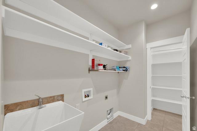 Elk Ridge, Utah, 84651, United States, 5 Bedrooms Bedrooms, ,3 BathroomsBathrooms,Residential,For Sale,2005821