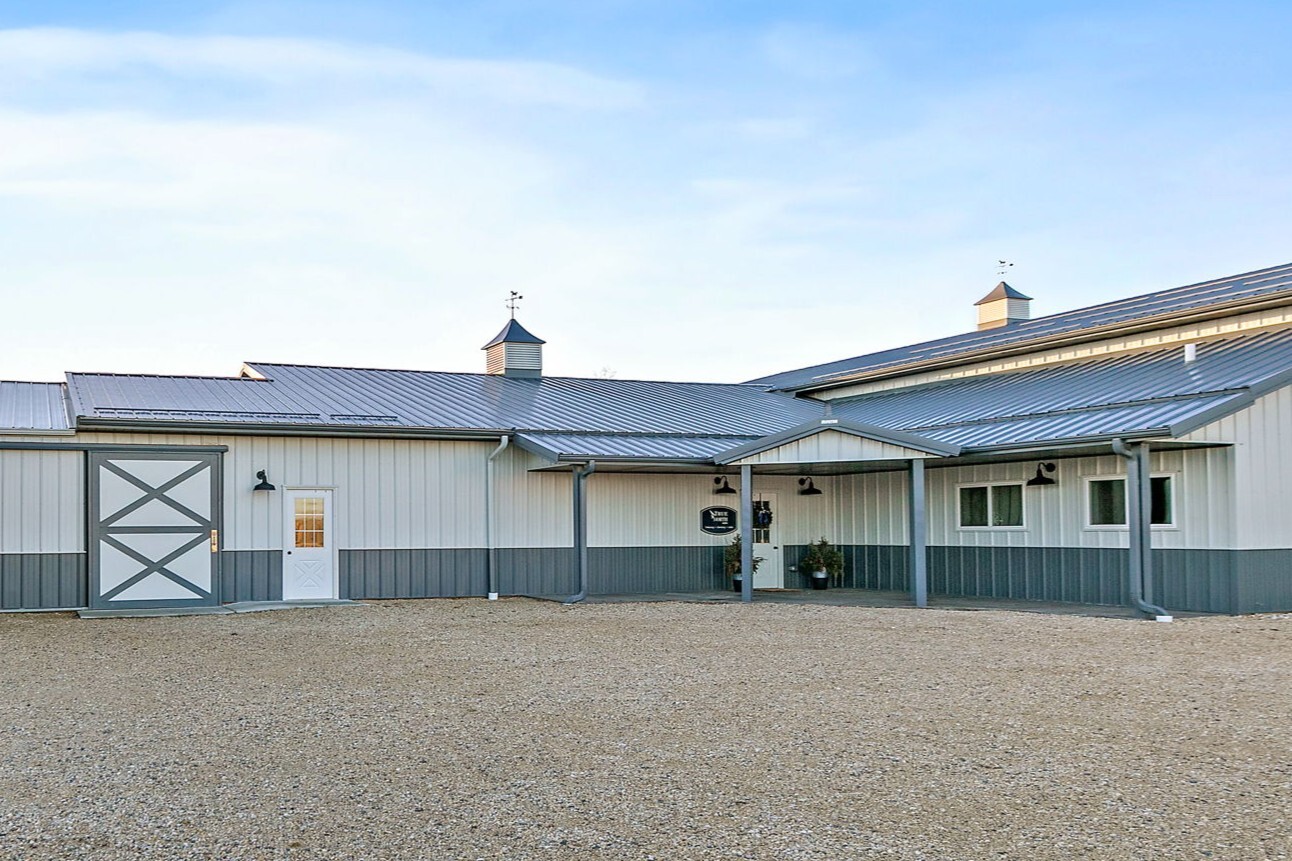 Mundelein, Illinois, 60060, United States, 2 Bedrooms Bedrooms, ,3 BathroomsBathrooms,Residential,For Sale,2010290