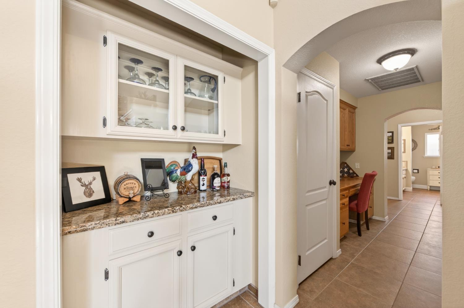 Madera, California, 93637, United States, 3 Bedrooms Bedrooms, ,3 BathroomsBathrooms,Residential,For Sale,2048519