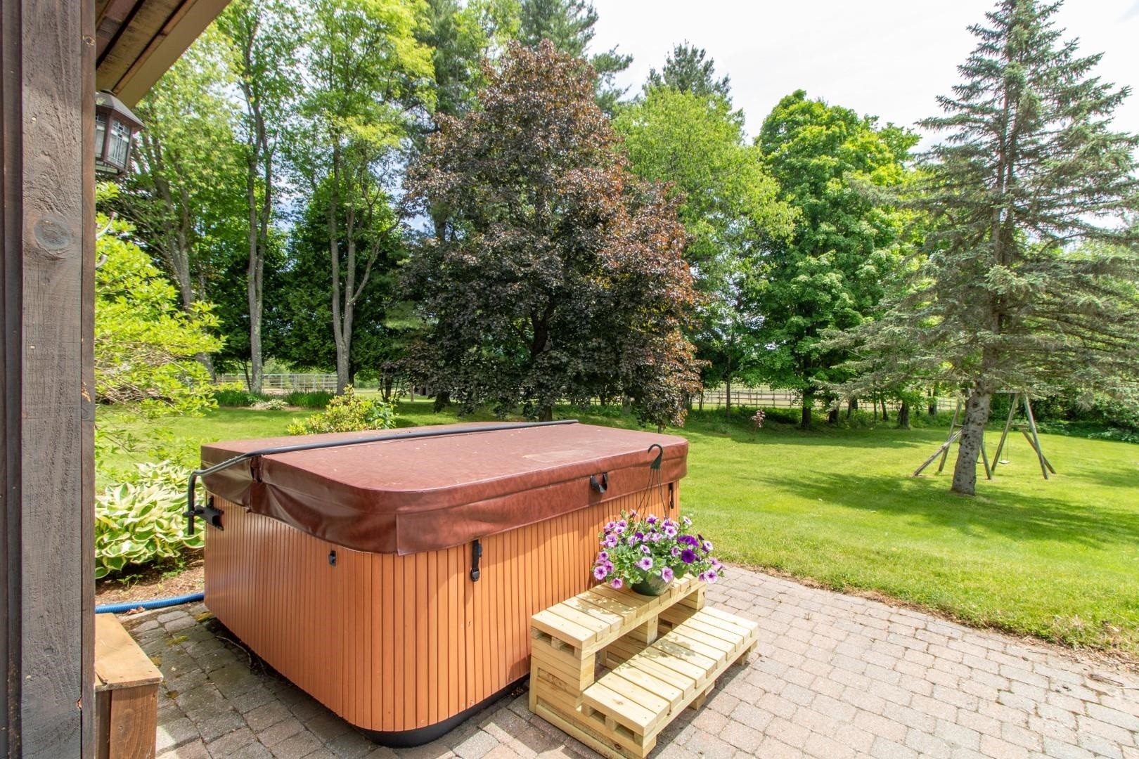 Troy, Vermont, 05859, United States, 3 Bedrooms Bedrooms, ,1 BathroomBathrooms,Residential,For Sale,1937001