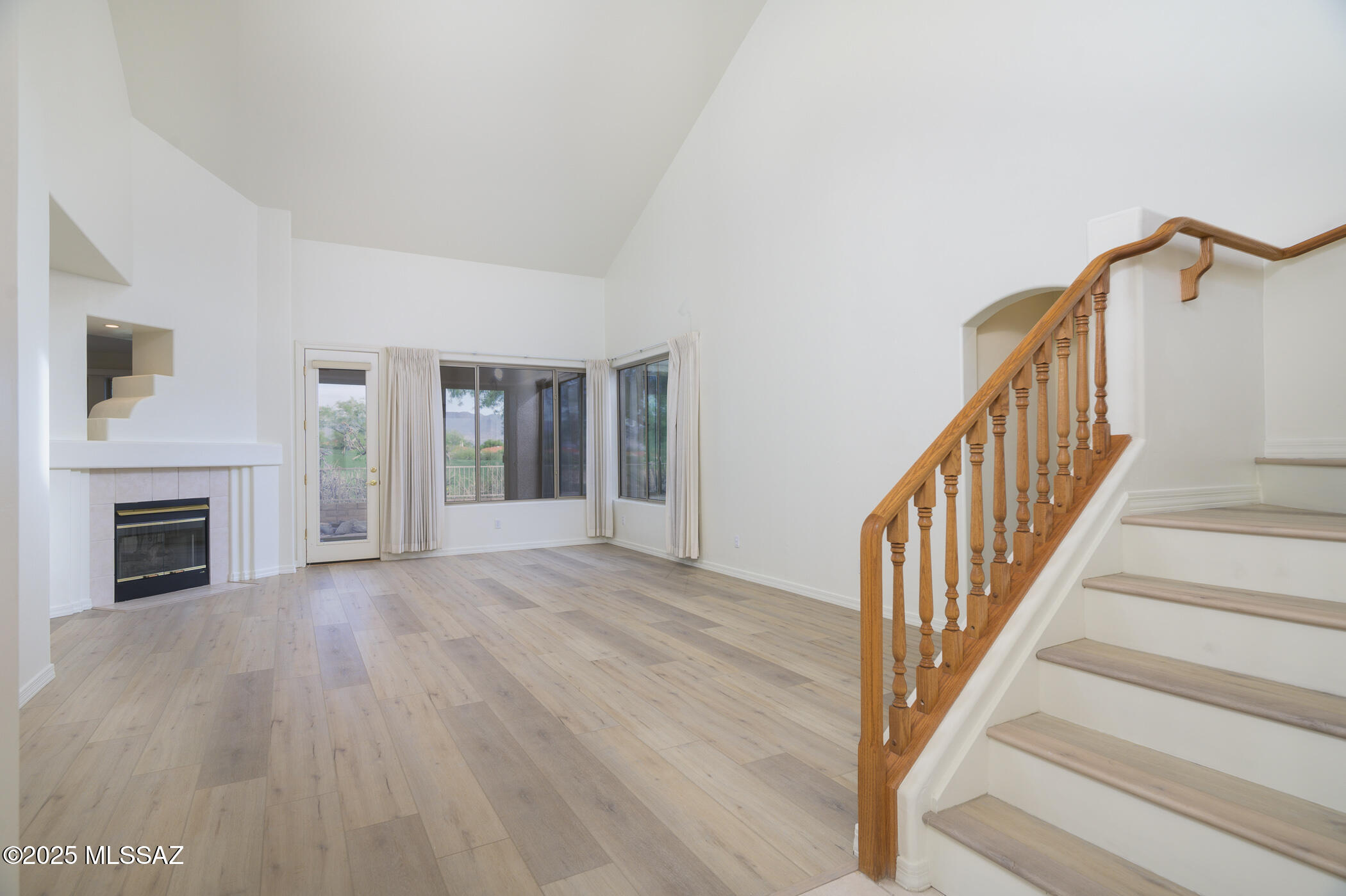 Tucson, Arizona, 85749, United States, 3 Bedrooms Bedrooms, ,3 BathroomsBathrooms,Residential,For Sale,1794562