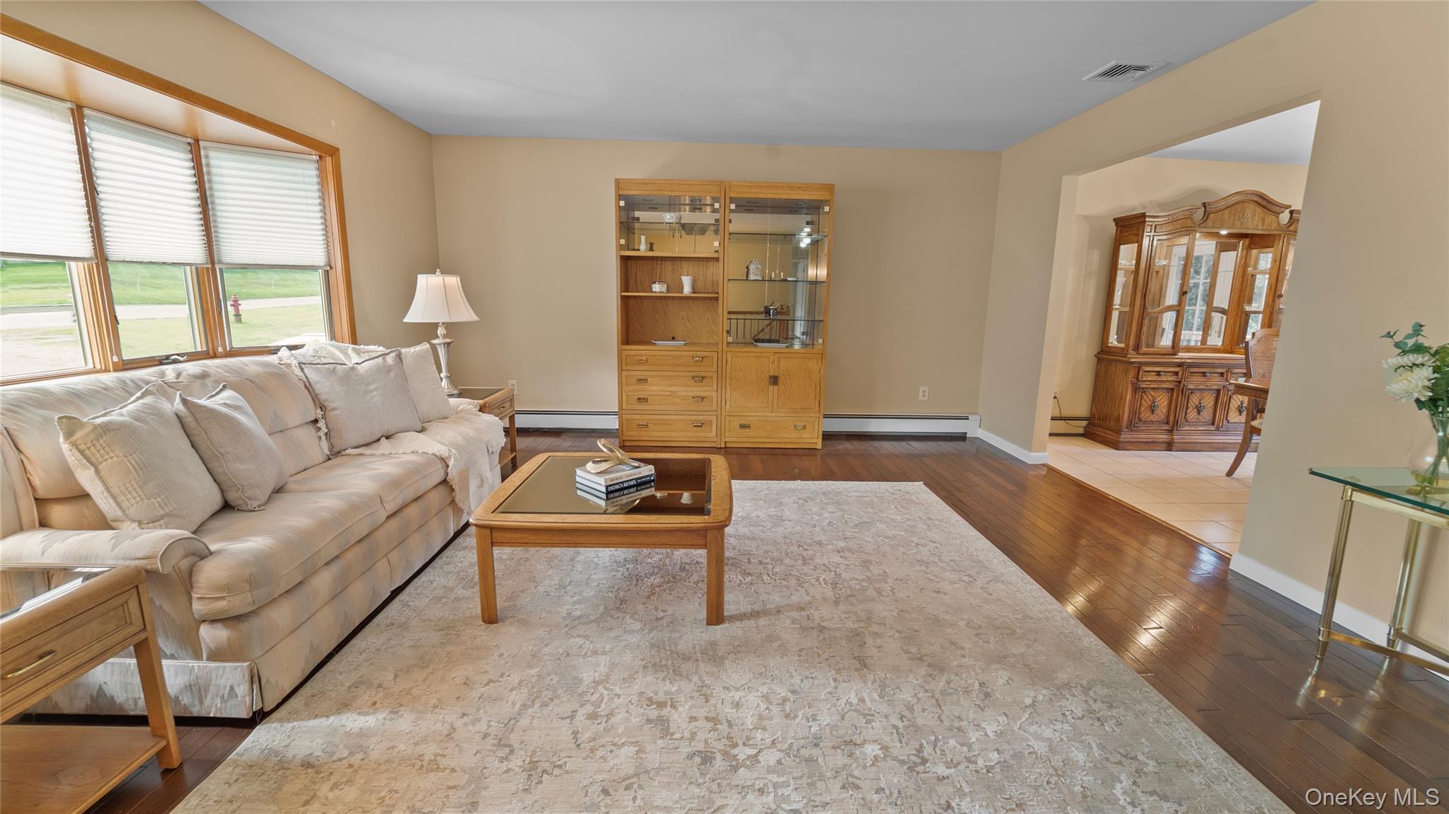 Yorktown Heights, New York, 10598, United States, 3 Bedrooms Bedrooms, ,2 BathroomsBathrooms,Residential,For Sale,1940406